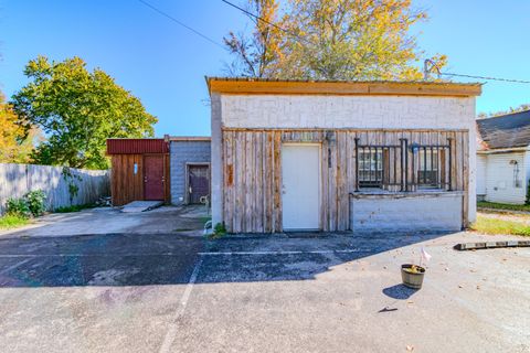 Photo of 7650 Chase Lane, Jeffersonville, KY 40337 (MLS # 25503761)