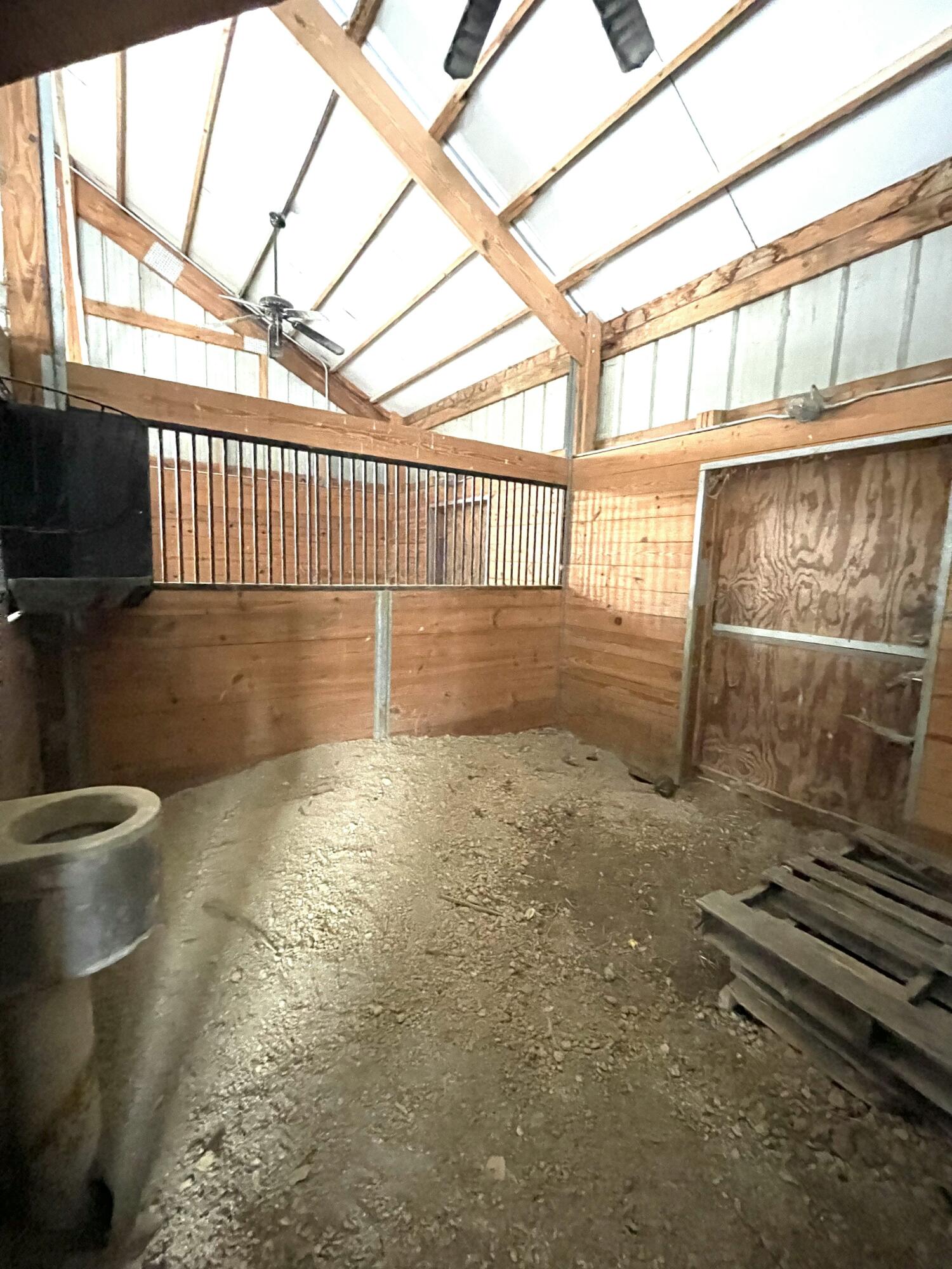 Richmond, Kentucky 40475, United States, 4 Bedrooms Bedrooms, ,4 BathroomsBathrooms,Residential,Contingent,47200