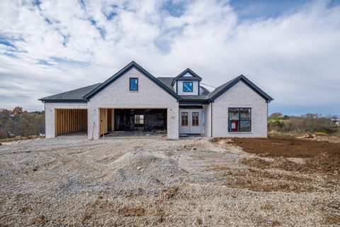 Photo of 305 Circle Point Drive, Richmond, KY 40475 (MLS # 25015680)