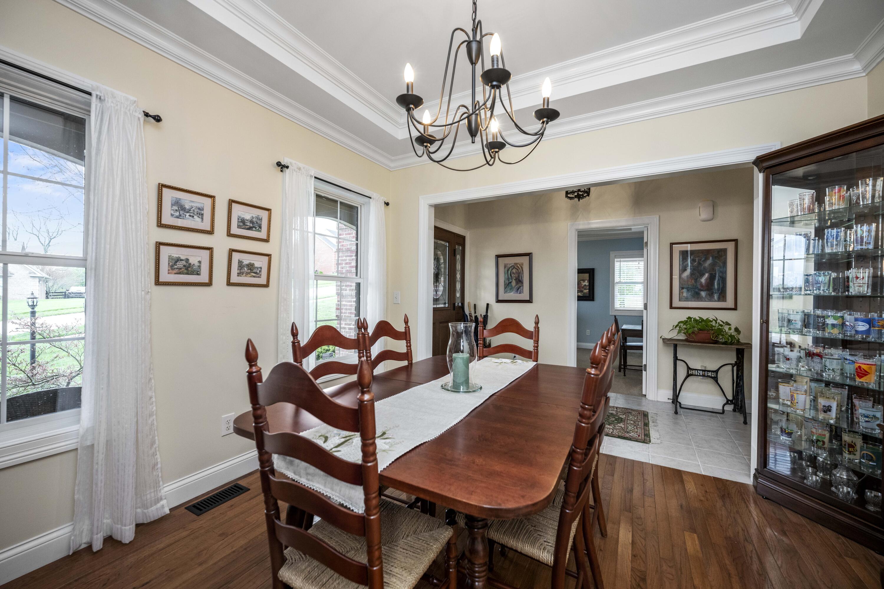 Richmond, Kentucky 40475, United States, 4 Bedrooms Bedrooms, ,3 BathroomsBathrooms,Residential,Active,99574