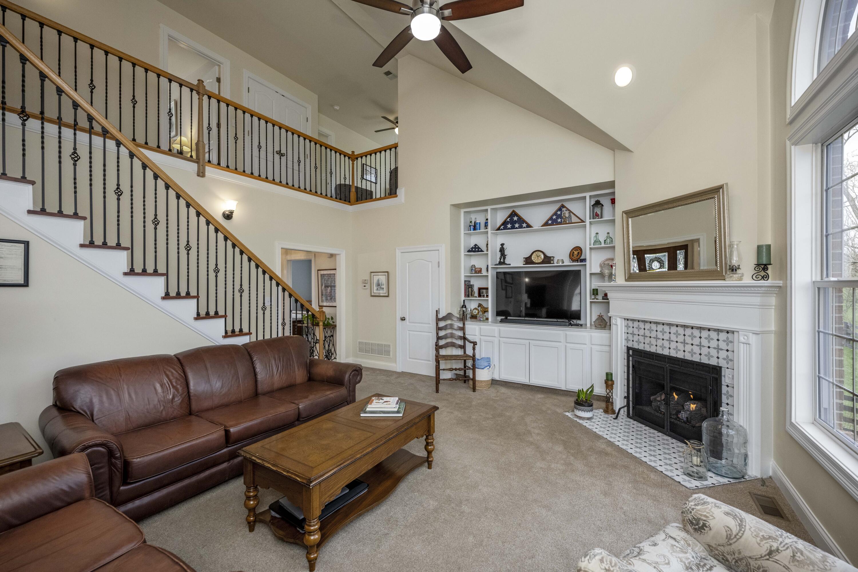 Richmond, Kentucky 40475, United States, 4 Bedrooms Bedrooms, ,3 BathroomsBathrooms,Residential,Active,99574