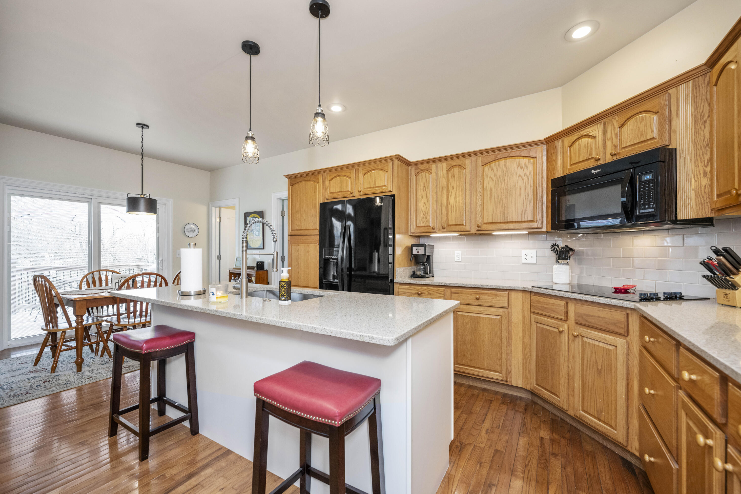 Richmond, Kentucky 40475, United States, 4 Bedrooms Bedrooms, ,3 BathroomsBathrooms,Residential,Active,99574