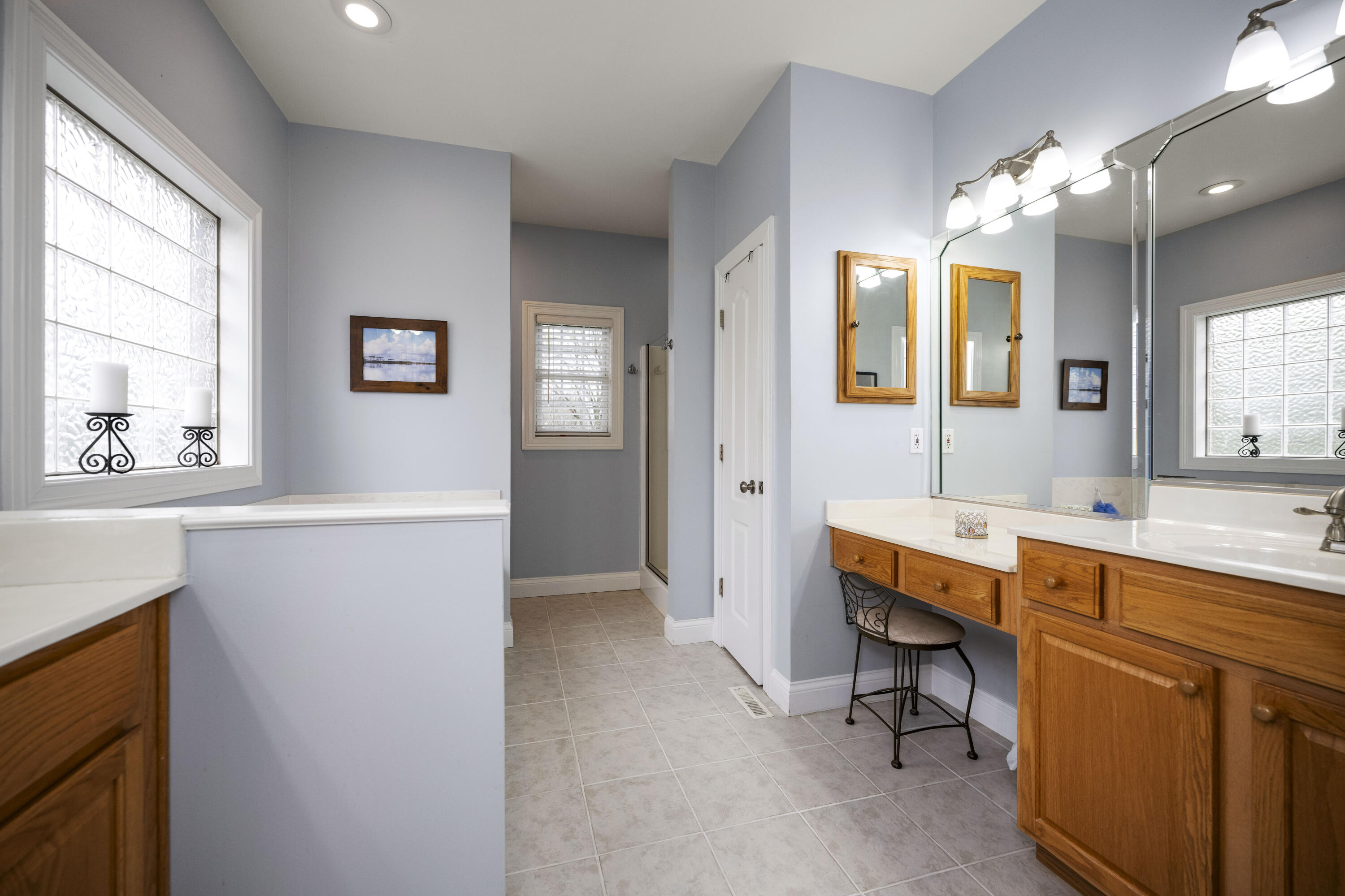 Richmond, Kentucky 40475, United States, 4 Bedrooms Bedrooms, ,3 BathroomsBathrooms,Residential,Active,99574