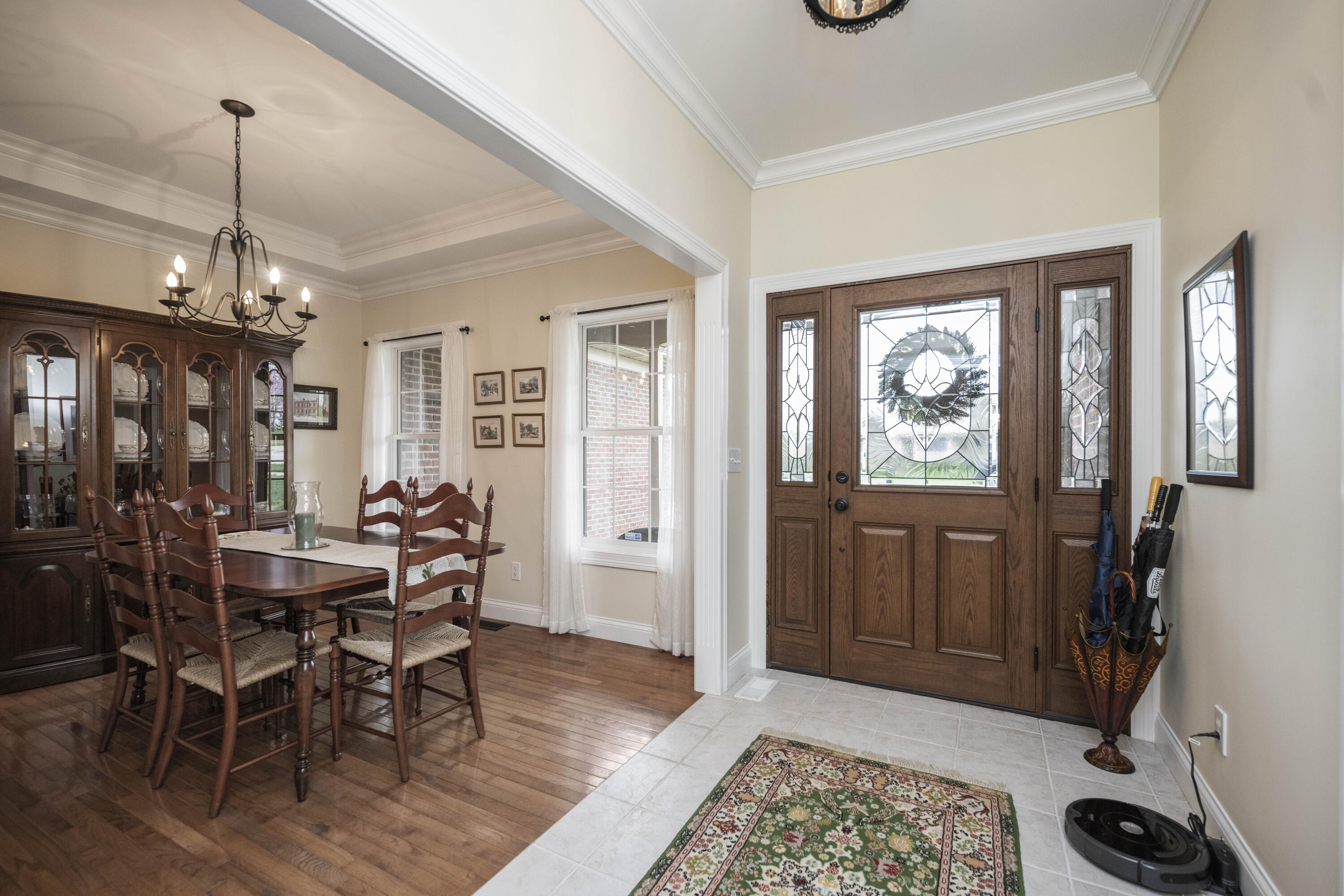 Richmond, Kentucky 40475, United States, 4 Bedrooms Bedrooms, ,3 BathroomsBathrooms,Residential,Active,99574