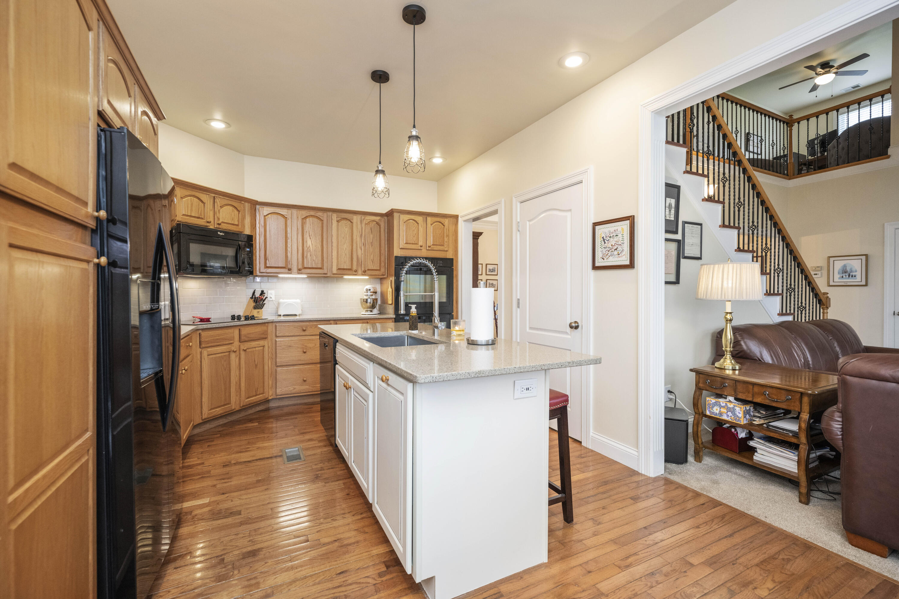 Richmond, Kentucky 40475, United States, 4 Bedrooms Bedrooms, ,3 BathroomsBathrooms,Residential,Active,99574