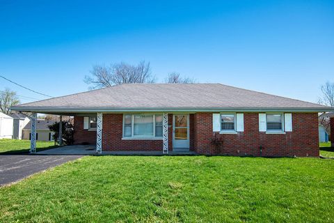 Property photo of 105 Lynnwood Drive, Lancaster, KY 40444