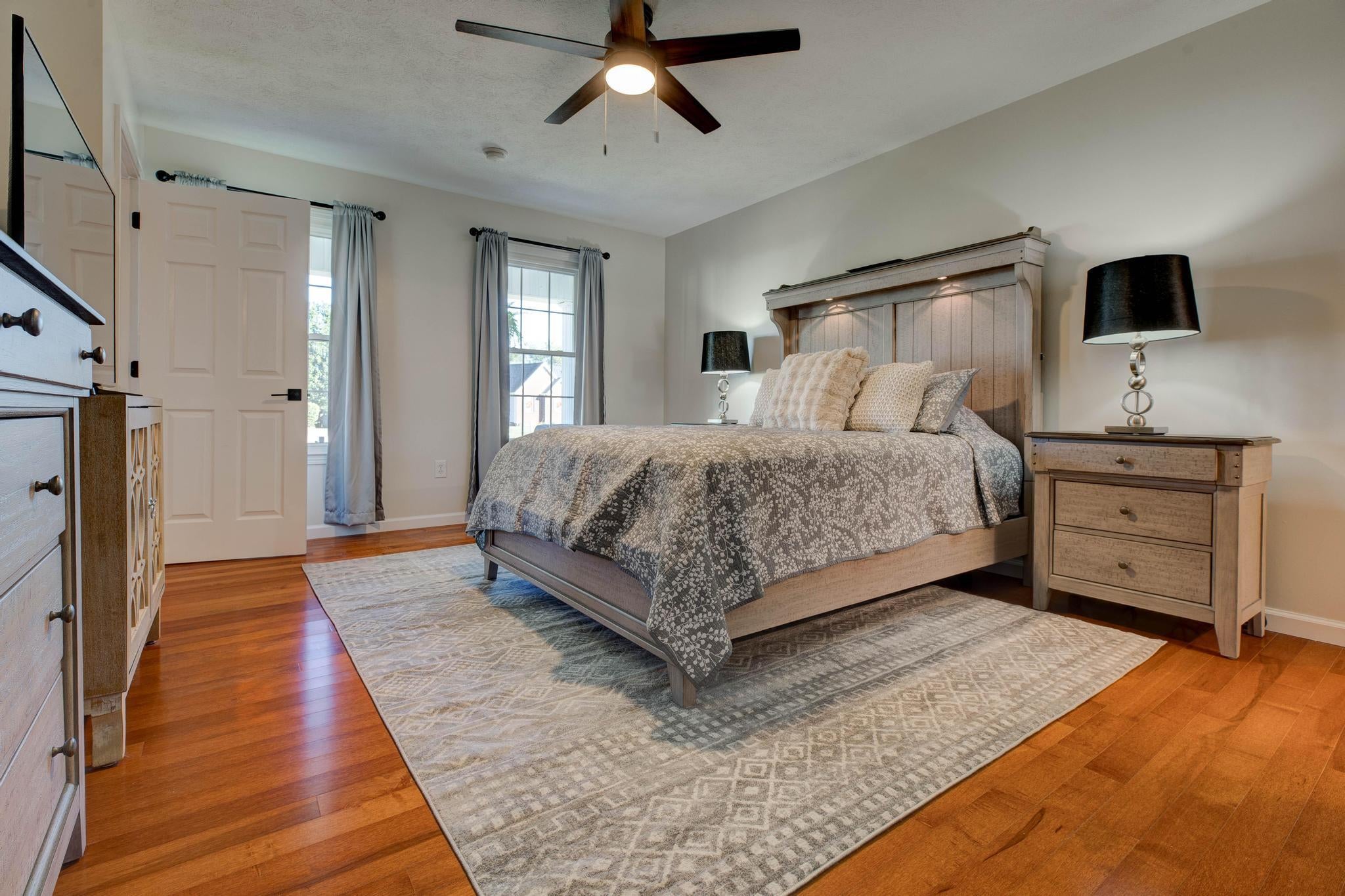 339 W Sunset Ridge Drive