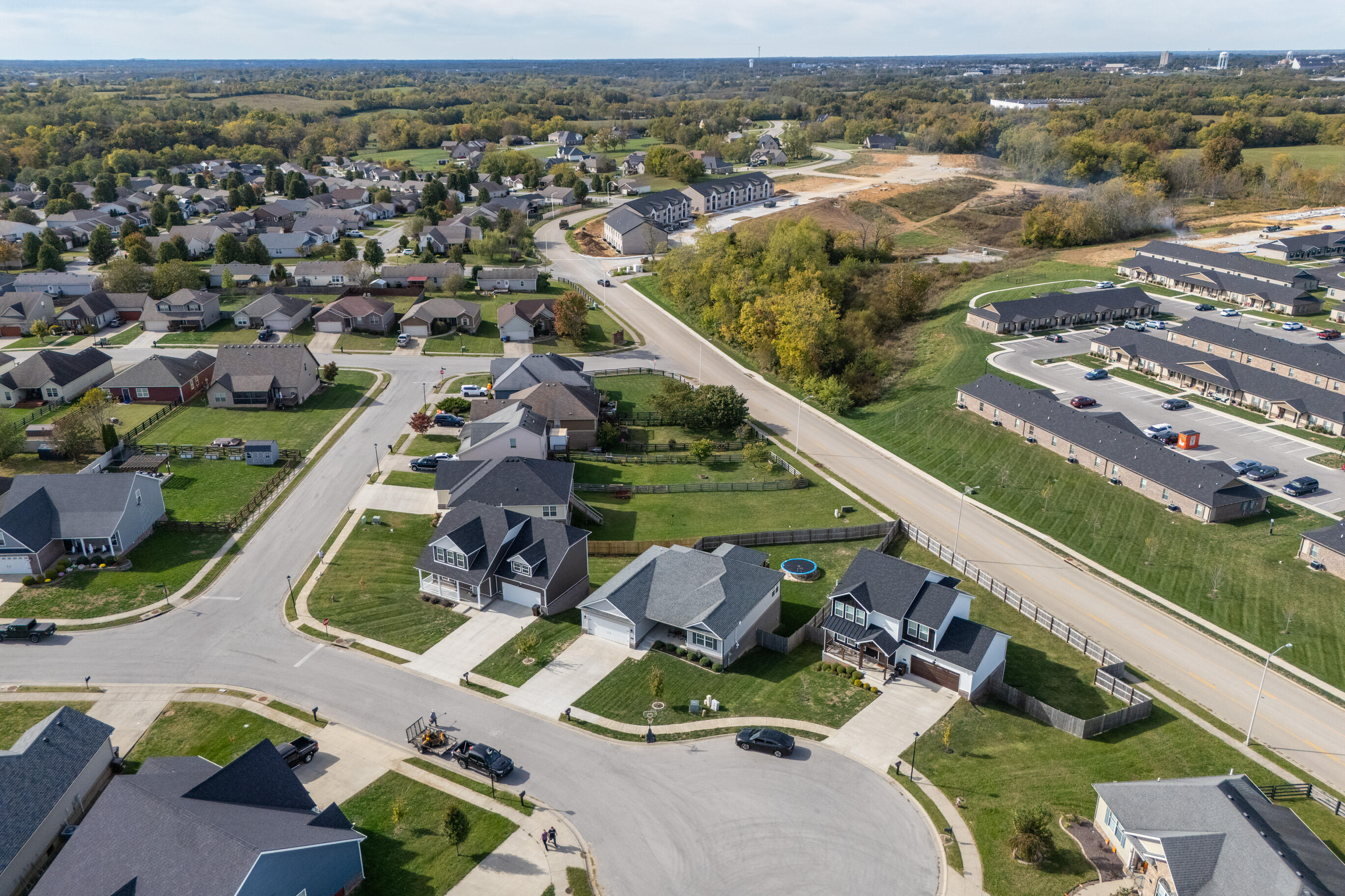 Richmond, Kentucky 40475, United States, 4 Bedrooms Bedrooms, ,3 BathroomsBathrooms,Residential,Active,230129