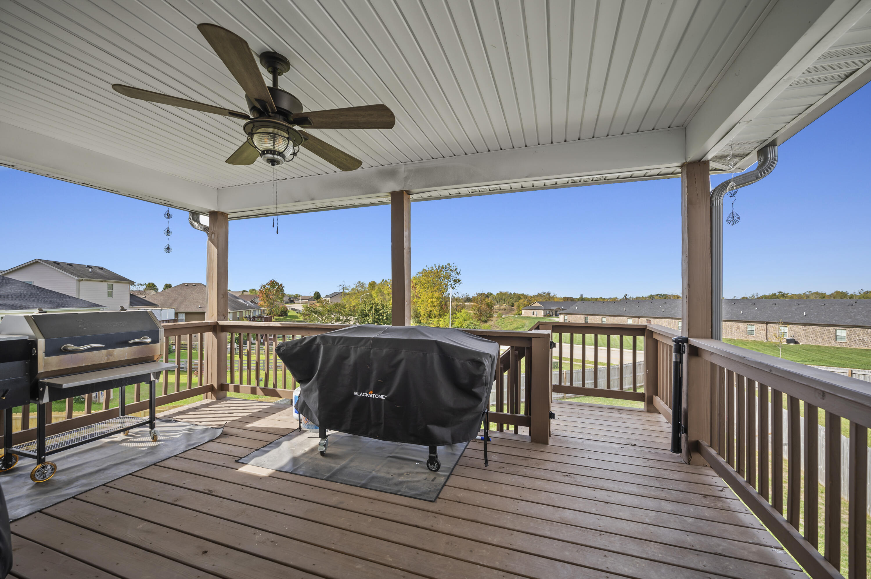 Richmond, Kentucky 40475, United States, 4 Bedrooms Bedrooms, ,3 BathroomsBathrooms,Residential,Active,230129