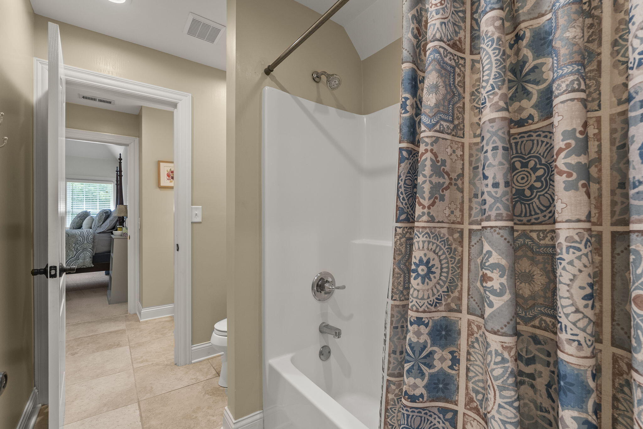 Lexington, Kentucky 40509, United States, 5 Bedrooms Bedrooms, ,5 BathroomsBathrooms,Residential,Active,165956