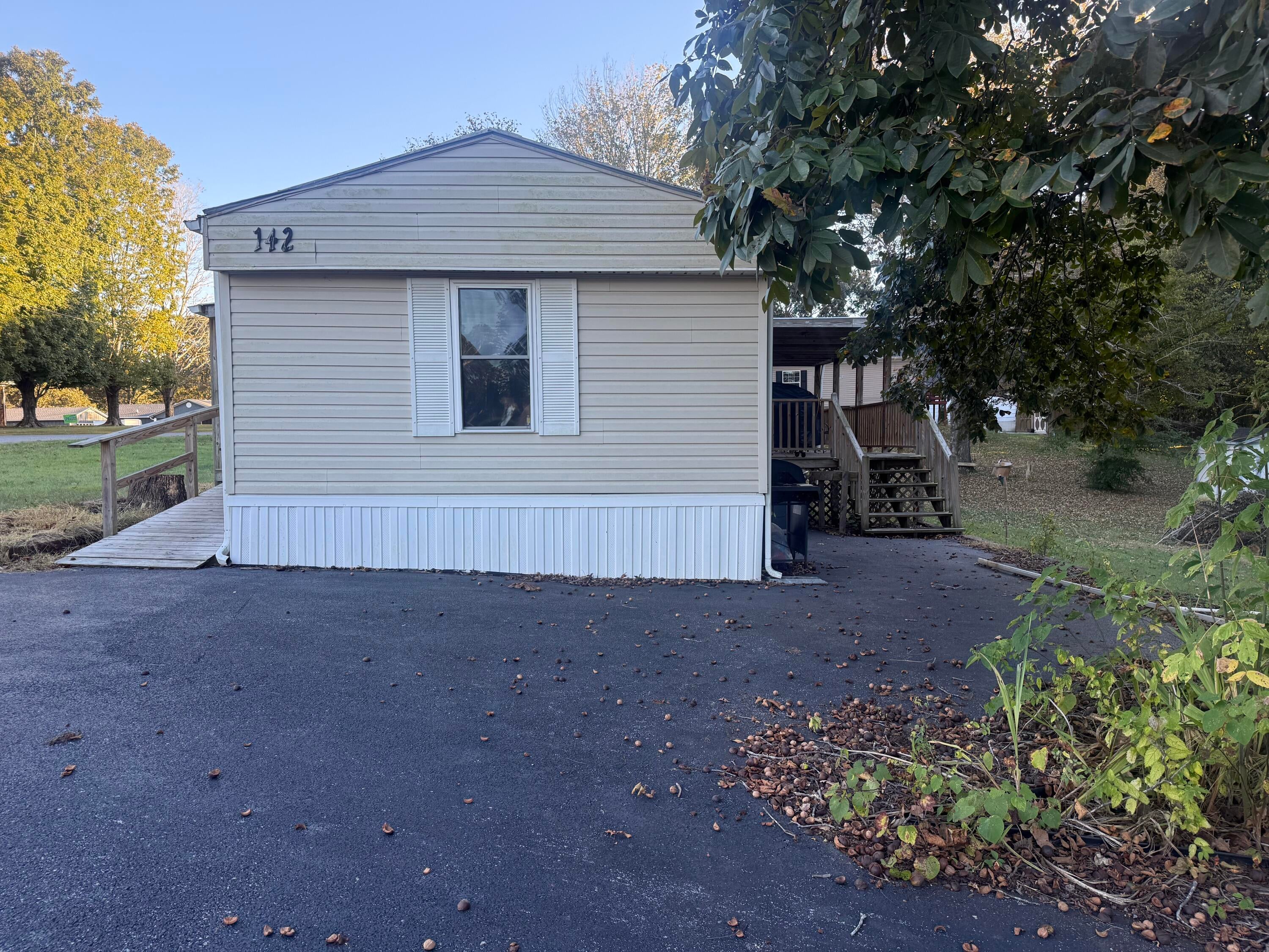142 Green Acres Lane