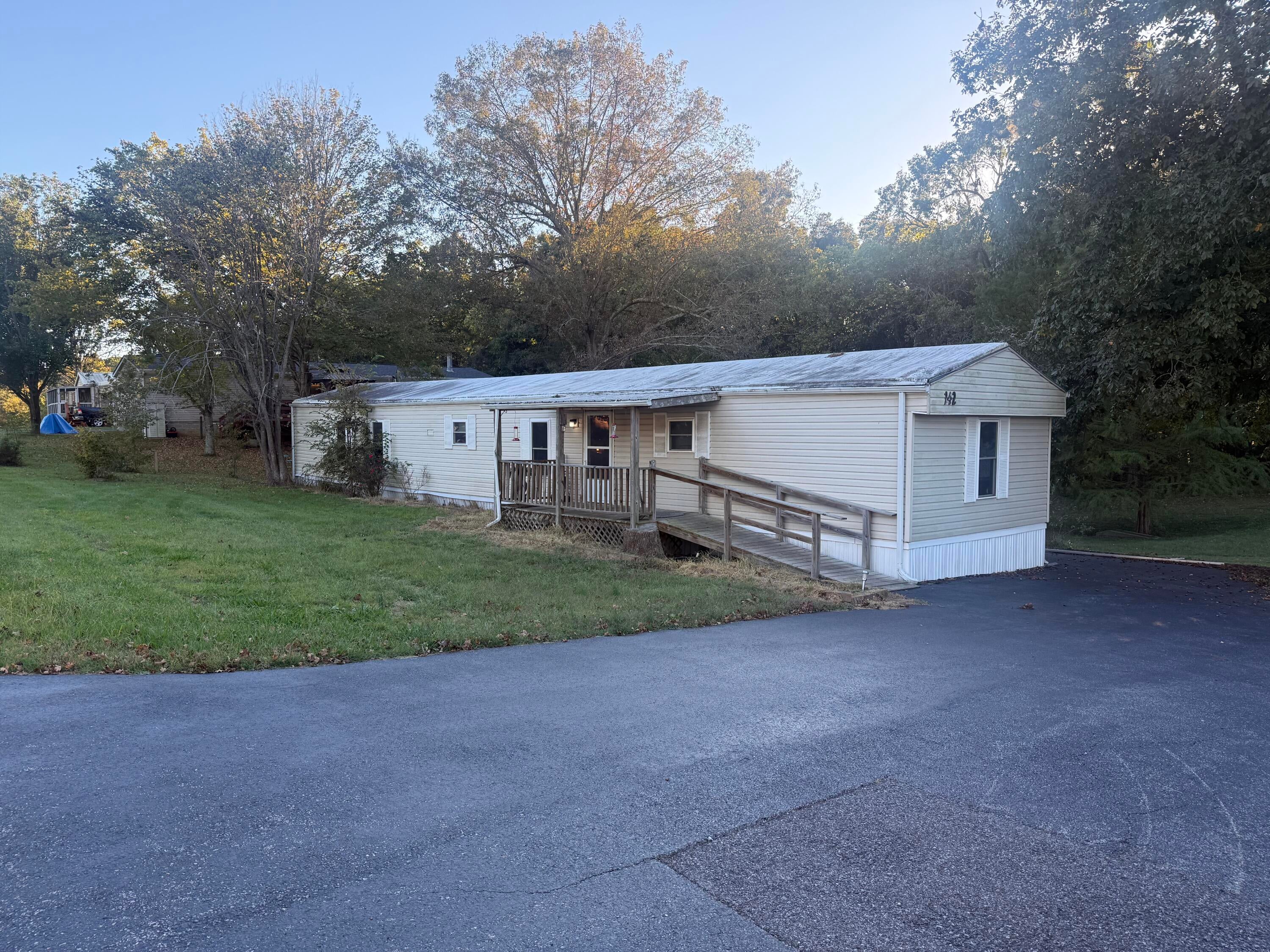 142 Green Acres Lane