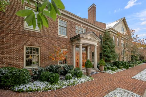 Photo of 100 Idle Hour Drive 10 #10, Lexington, KY 40502 (MLS # 25506596)