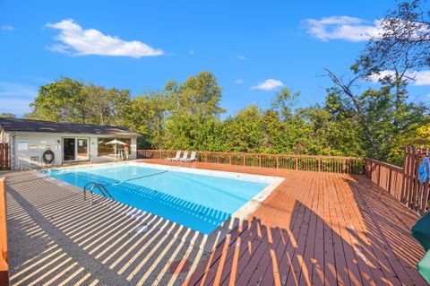 Photo of 3605 Leisure Creek Court, Lexington, KY 40517 (MLS # 25502531)