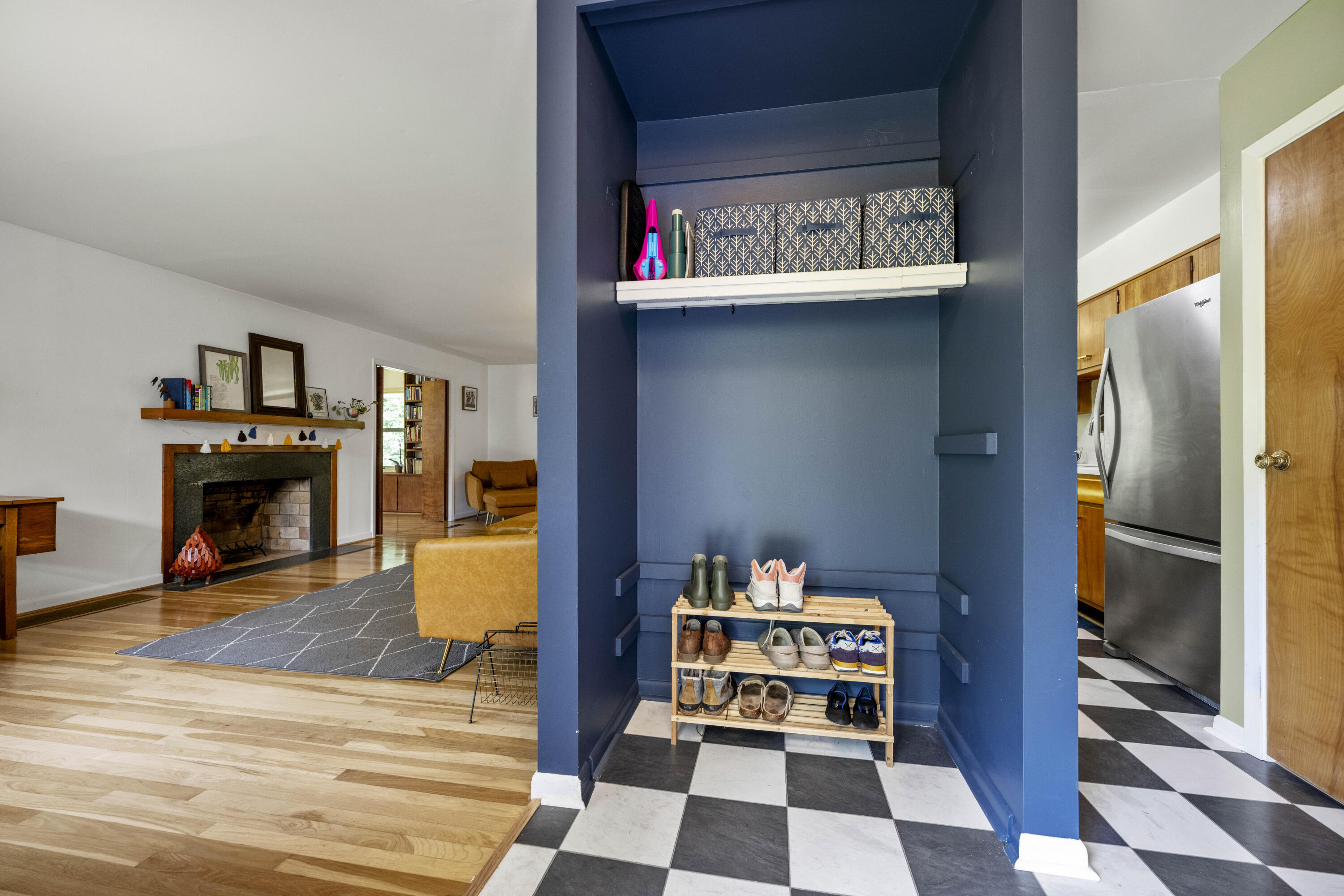 Berea, Kentucky 40403, United States, 3 Bedrooms Bedrooms, ,3 BathroomsBathrooms,Residential,Active,160864