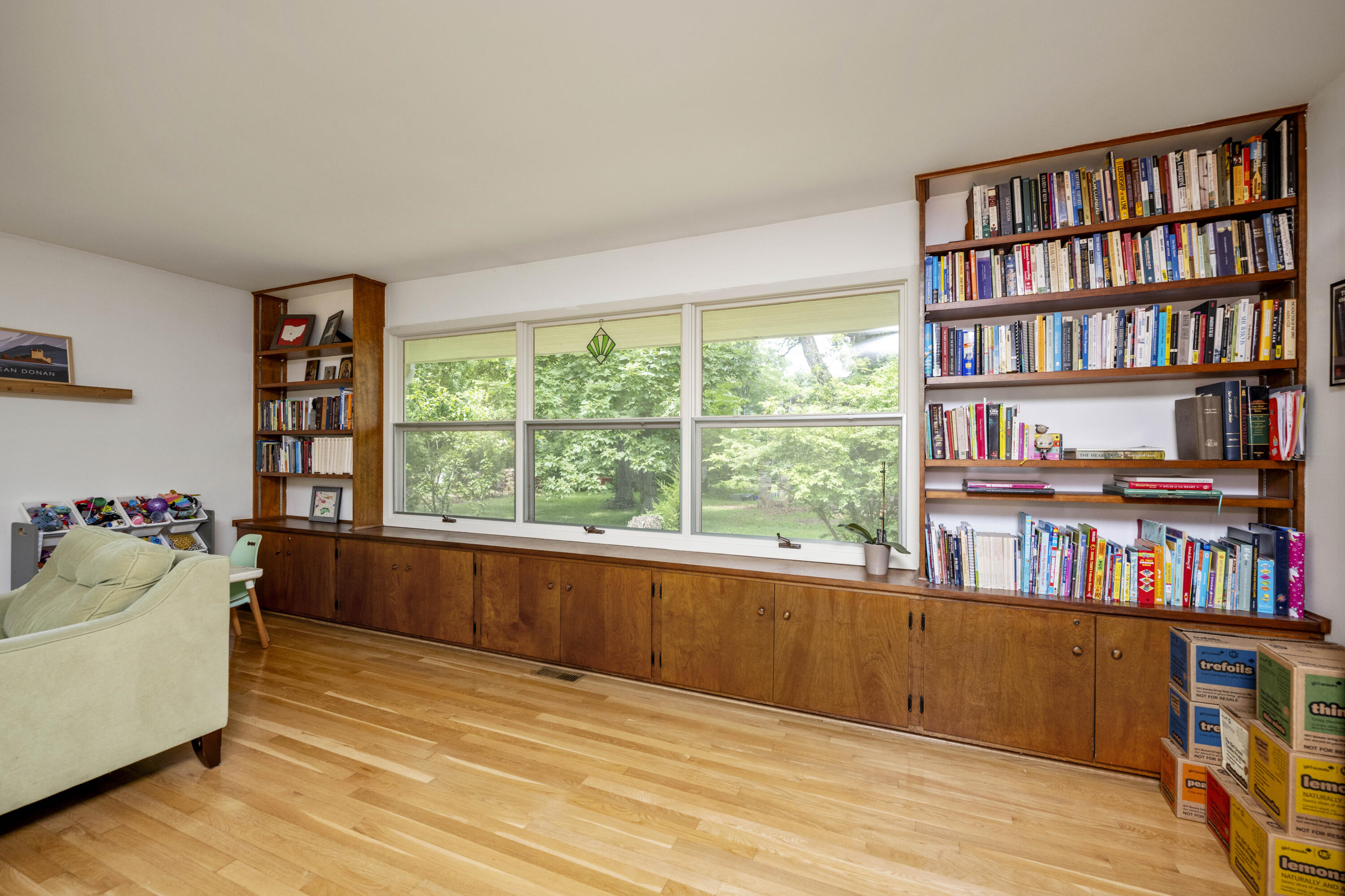 Berea, Kentucky 40403, United States, 3 Bedrooms Bedrooms, ,3 BathroomsBathrooms,Residential,Active,160864