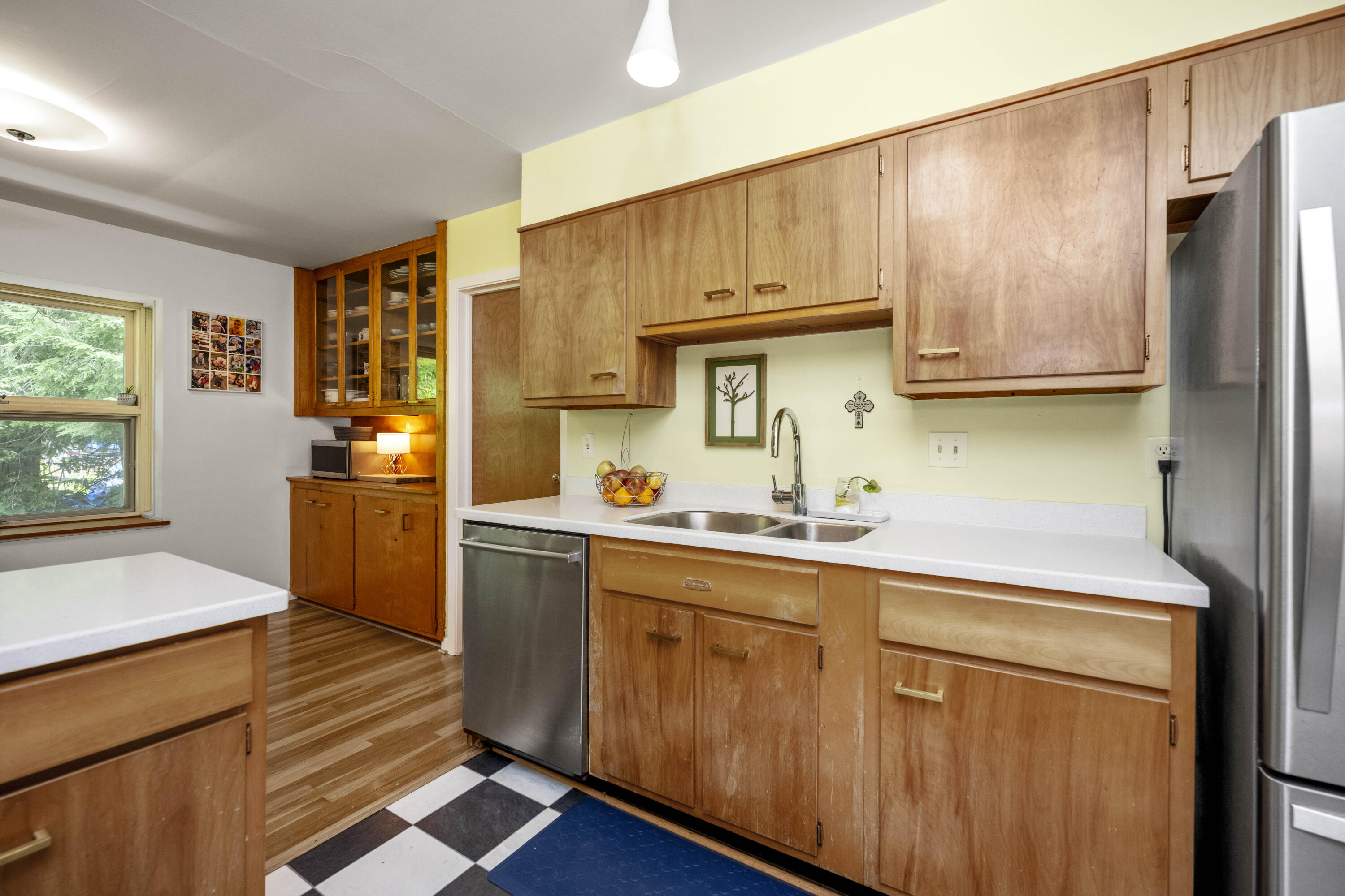 Berea, Kentucky 40403, United States, 3 Bedrooms Bedrooms, ,3 BathroomsBathrooms,Residential,Active,160864