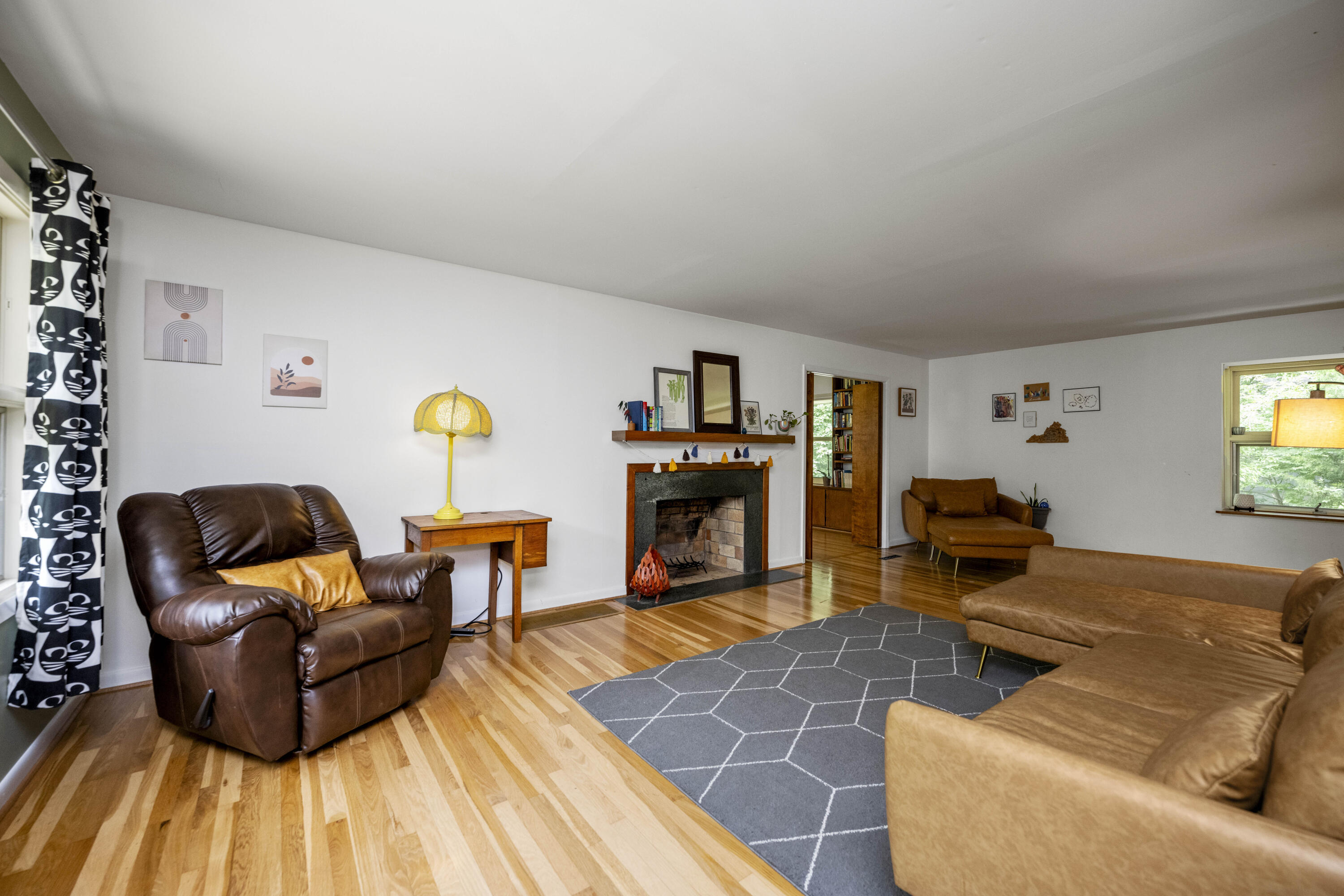 Berea, Kentucky 40403, United States, 3 Bedrooms Bedrooms, ,3 BathroomsBathrooms,Residential,Active,160864