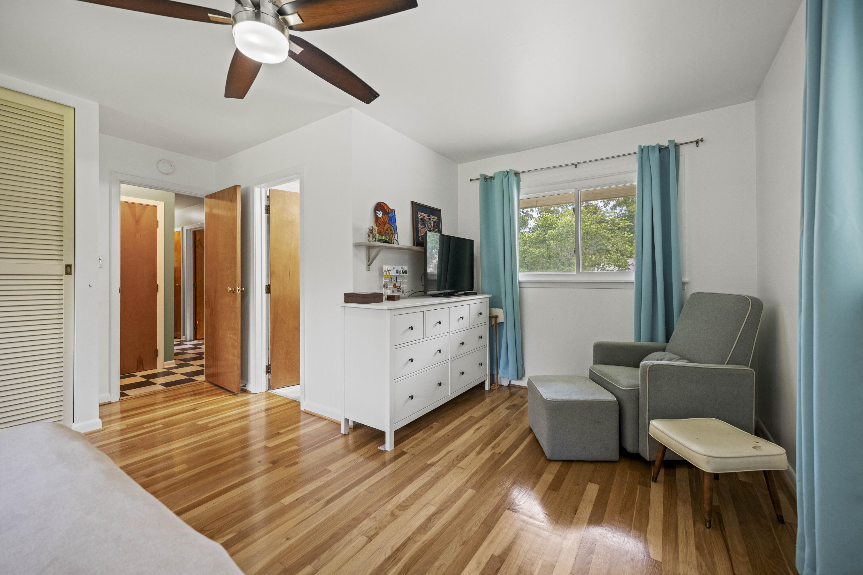 Berea, Kentucky 40403, United States, 3 Bedrooms Bedrooms, ,3 BathroomsBathrooms,Residential,Active,160864