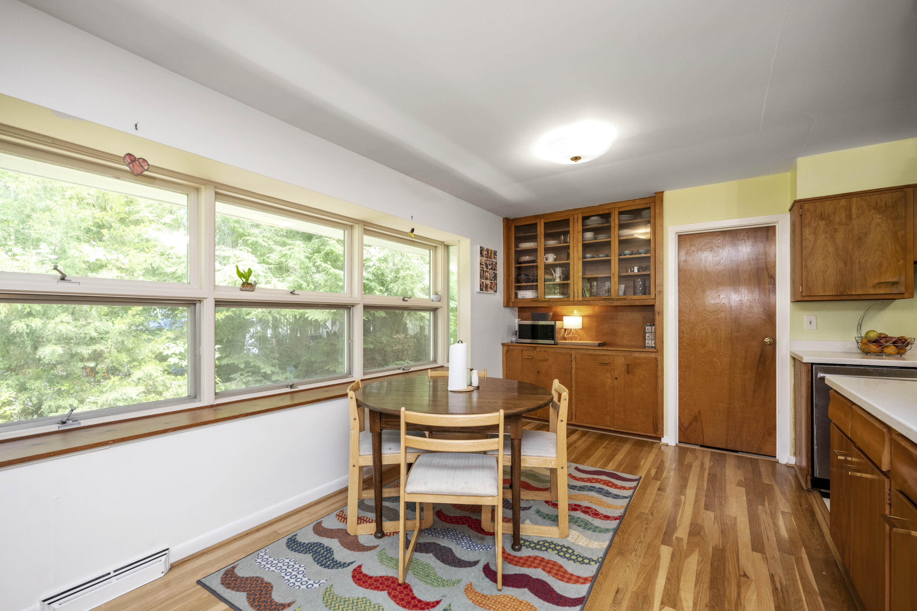 Berea, Kentucky 40403, United States, 3 Bedrooms Bedrooms, ,3 BathroomsBathrooms,Residential,Active,160864