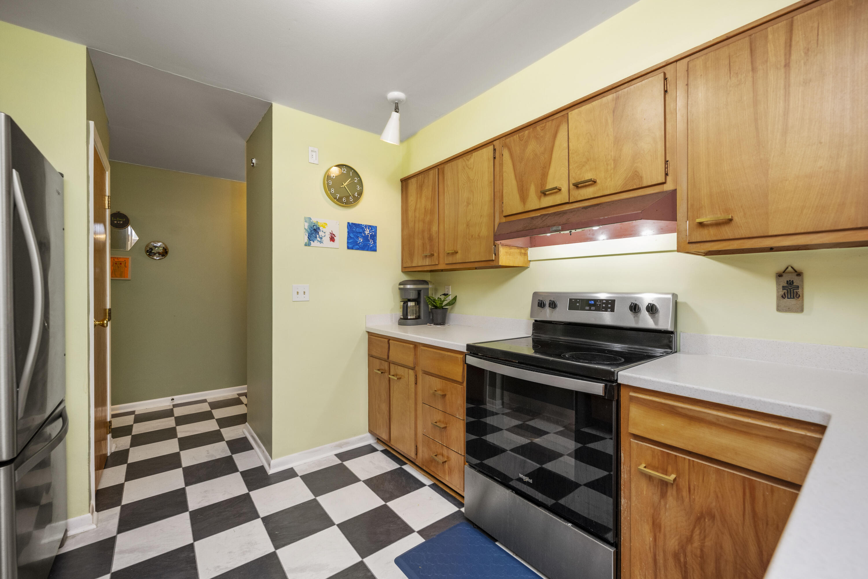 Berea, Kentucky 40403, United States, 3 Bedrooms Bedrooms, ,3 BathroomsBathrooms,Residential,Active,160864