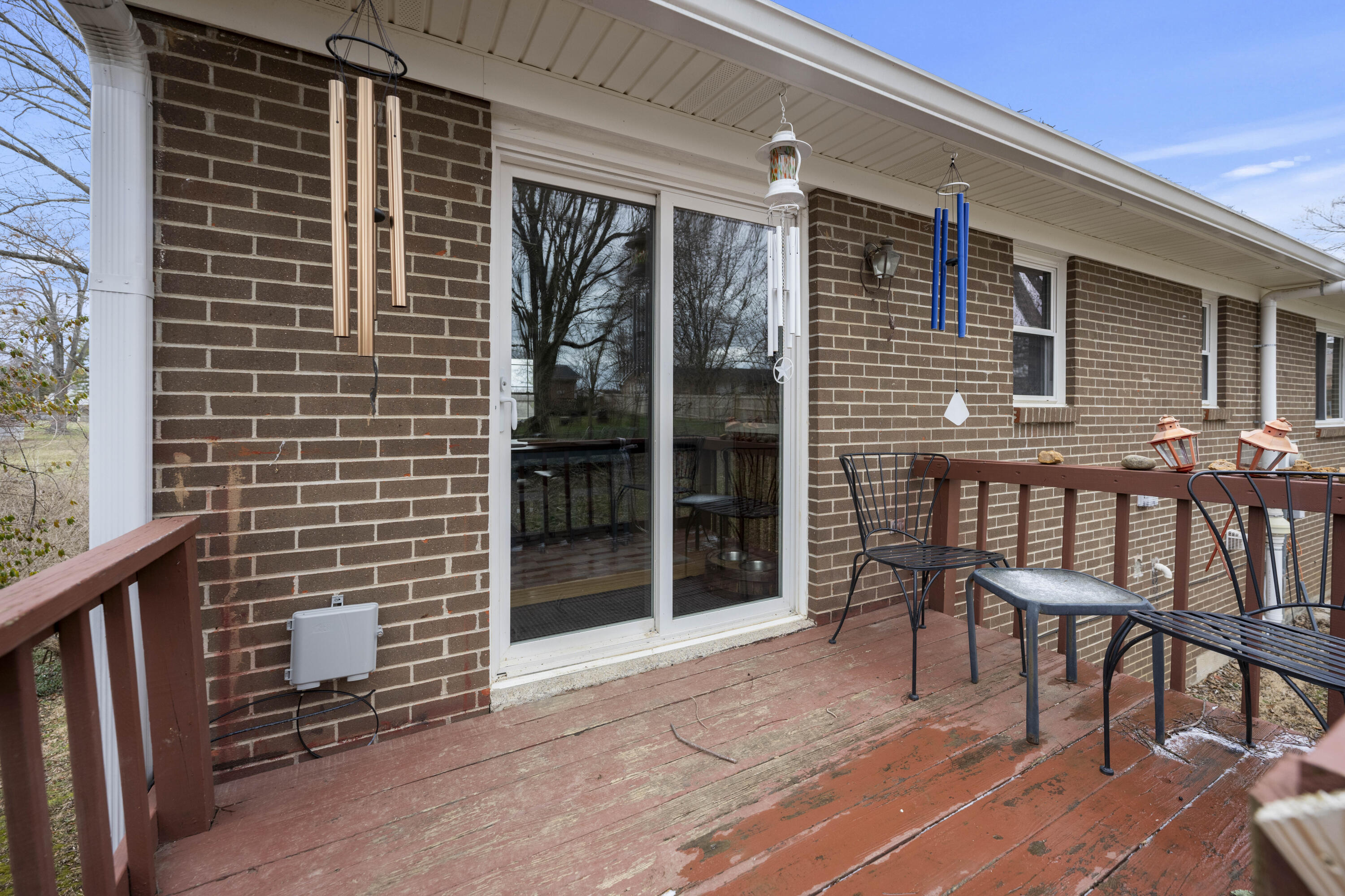 Berea, Kentucky 40403, United States, 4 Bedrooms Bedrooms, ,2 BathroomsBathrooms,Residential,Pending,27030