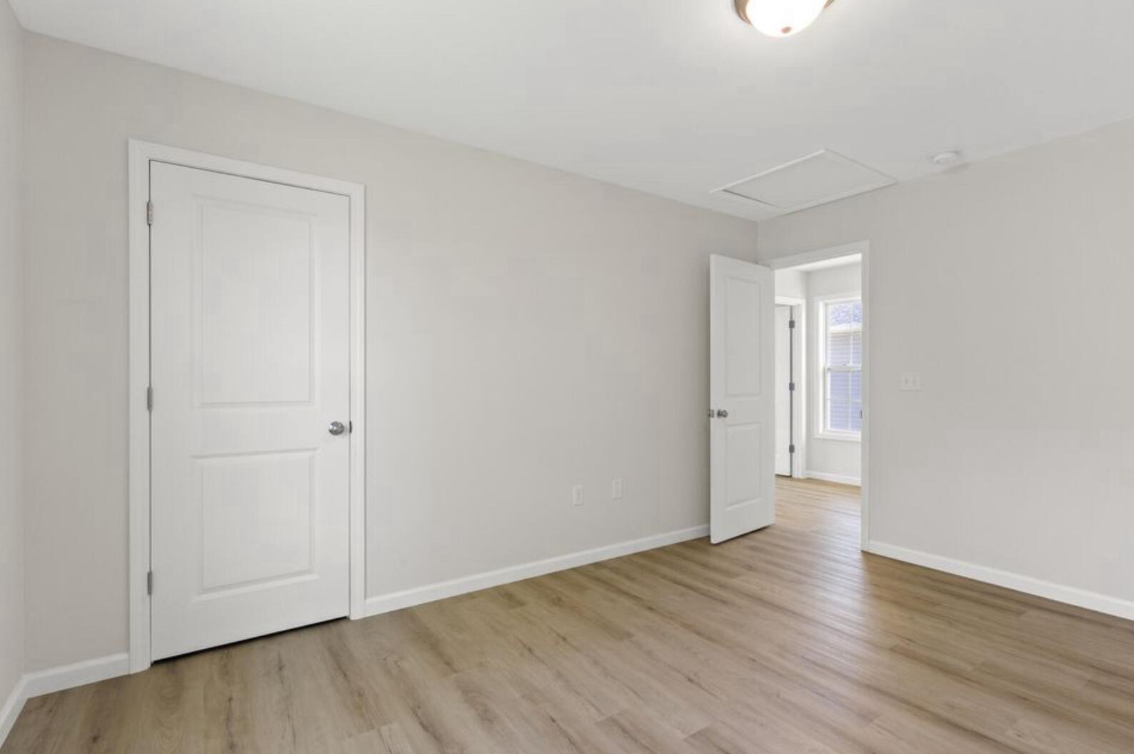 Irvine, Kentucky 40336, United States, 8 Bedrooms Bedrooms, ,8 BathroomsBathrooms,Residential,Active,116457