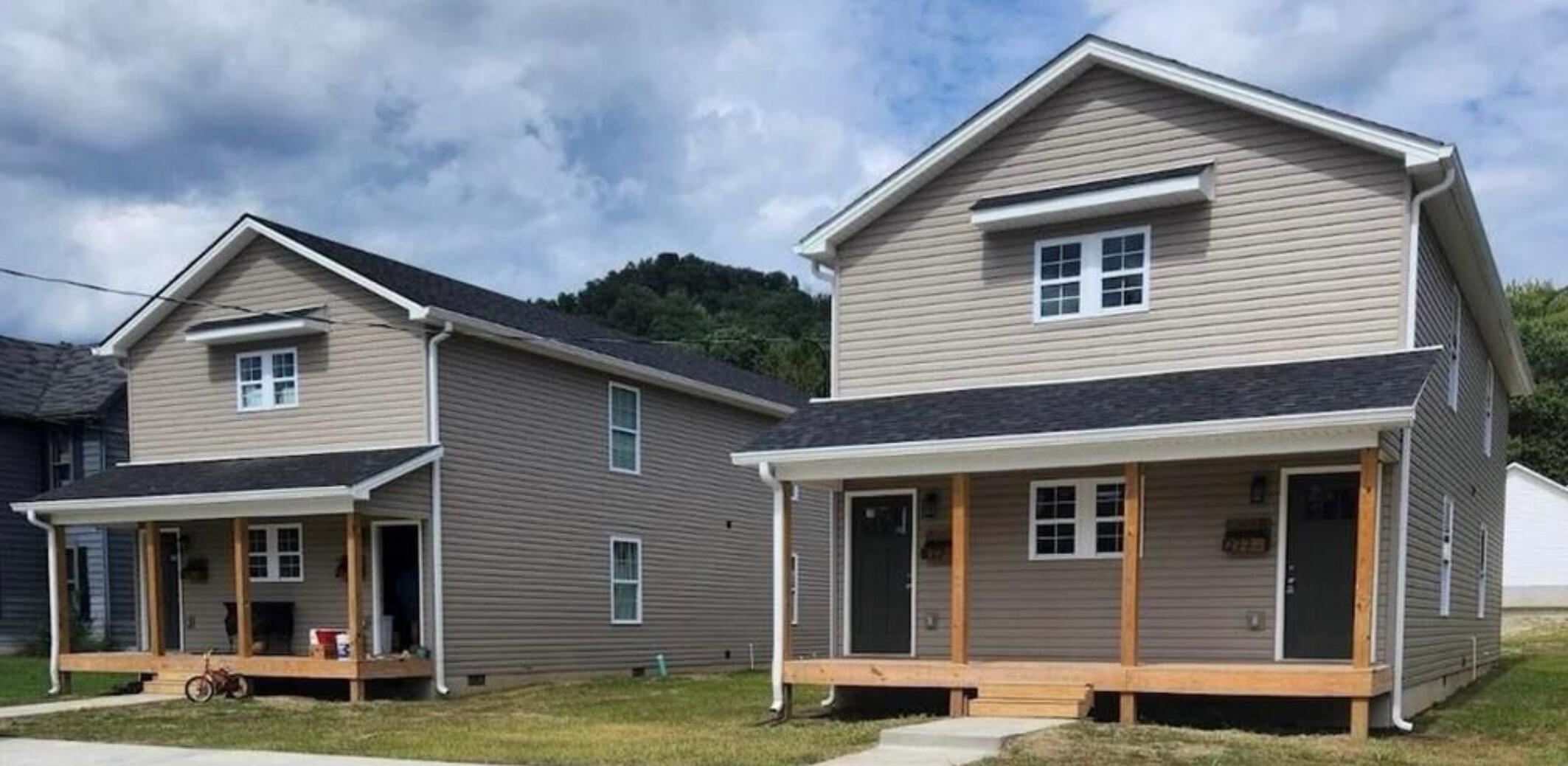 Irvine, Kentucky 40336, United States, 8 Bedrooms Bedrooms, ,8 BathroomsBathrooms,Residential,Active,116457