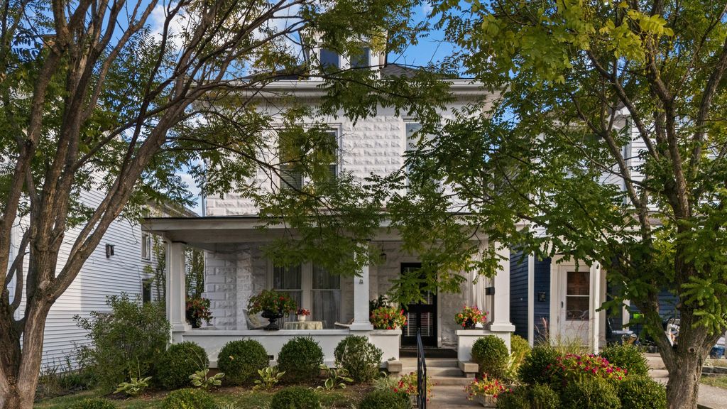 Photo of 214 W Campbell Street, Frankfort, KY 40601 (MLS # 25505063)