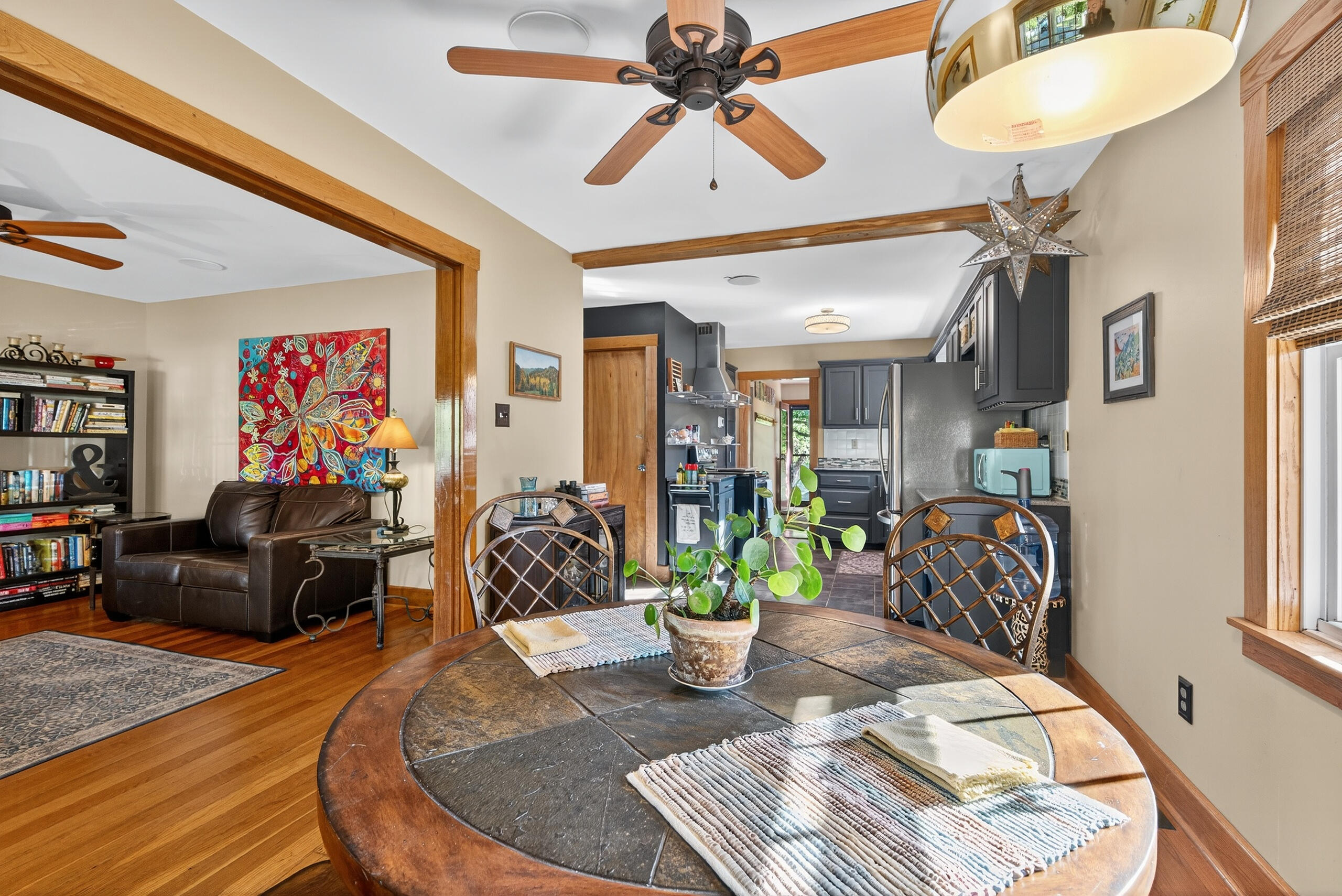 Berea, Kentucky 40403, United States, 3 Bedrooms Bedrooms, ,1 BathroomBathrooms,Residential,Active,241653