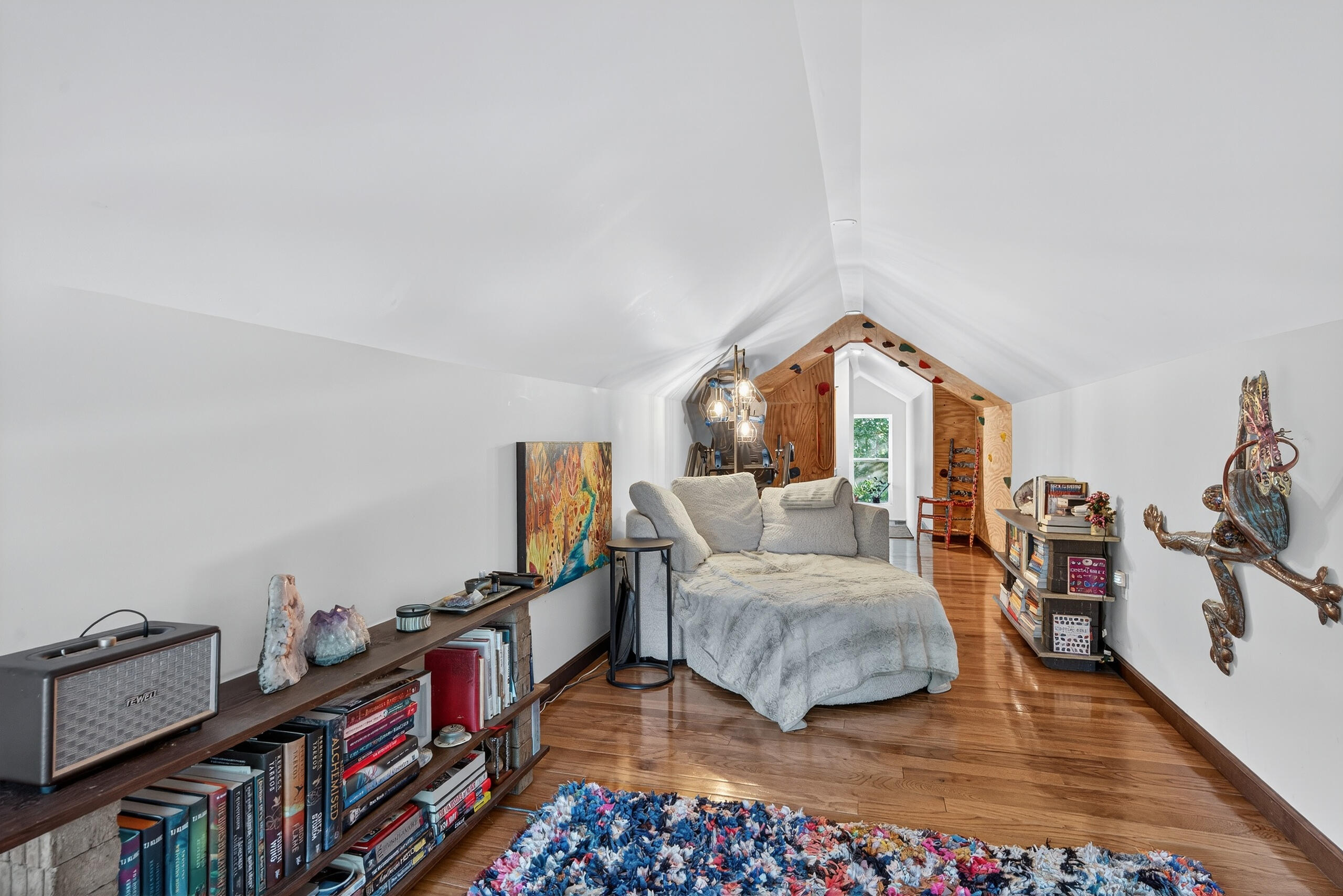 Berea, Kentucky 40403, United States, 3 Bedrooms Bedrooms, ,1 BathroomBathrooms,Residential,Active,241653