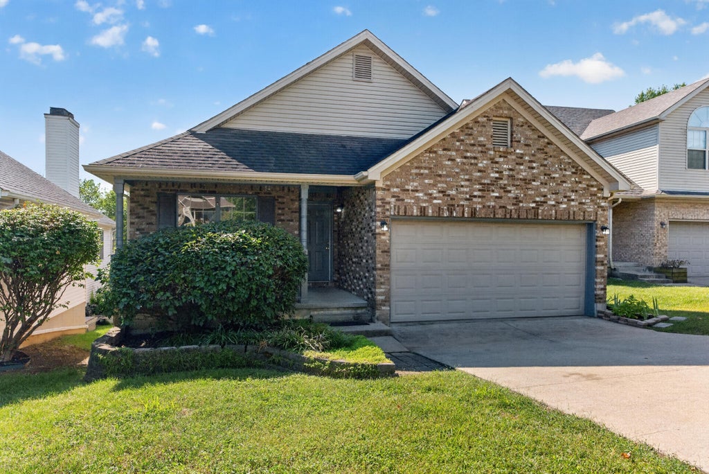 Photo of 3253 Royal Troon Road, Lexington, KY 40509 (MLS # 26025678)