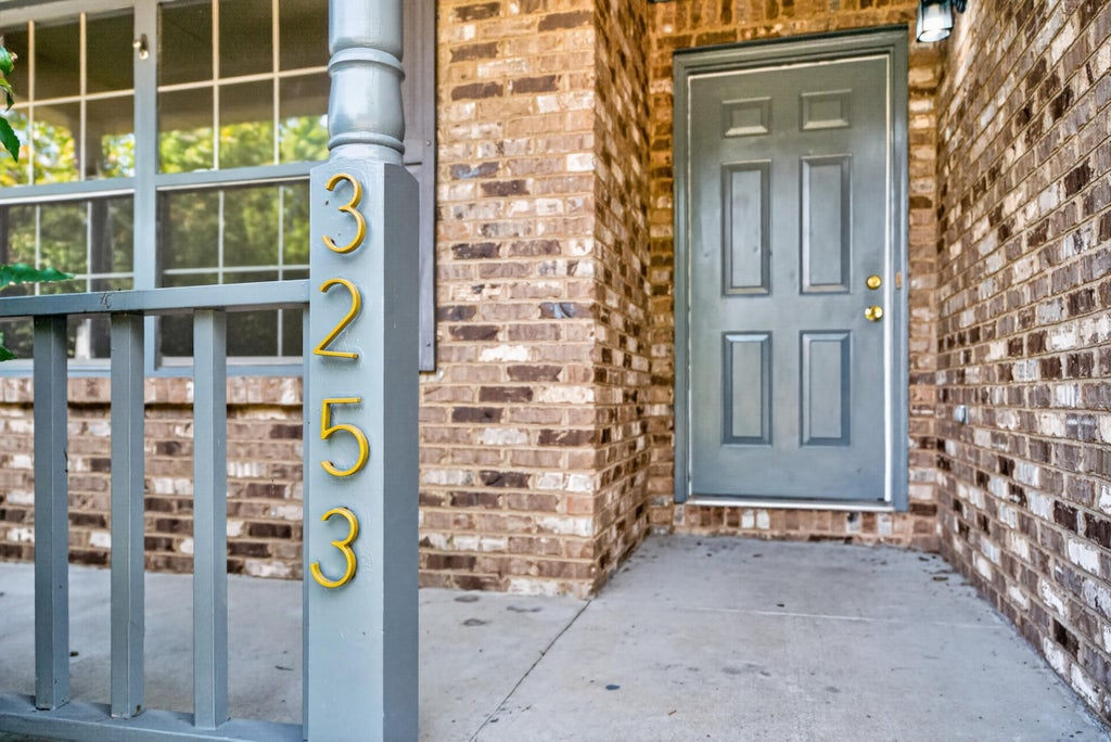 Photo of 3253 Royal Troon Road, Lexington, KY 40509 (MLS # 26025678)