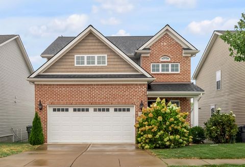Photo of 559 Estrella Drive, Lexington, KY 40511 (MLS # 25501921)
