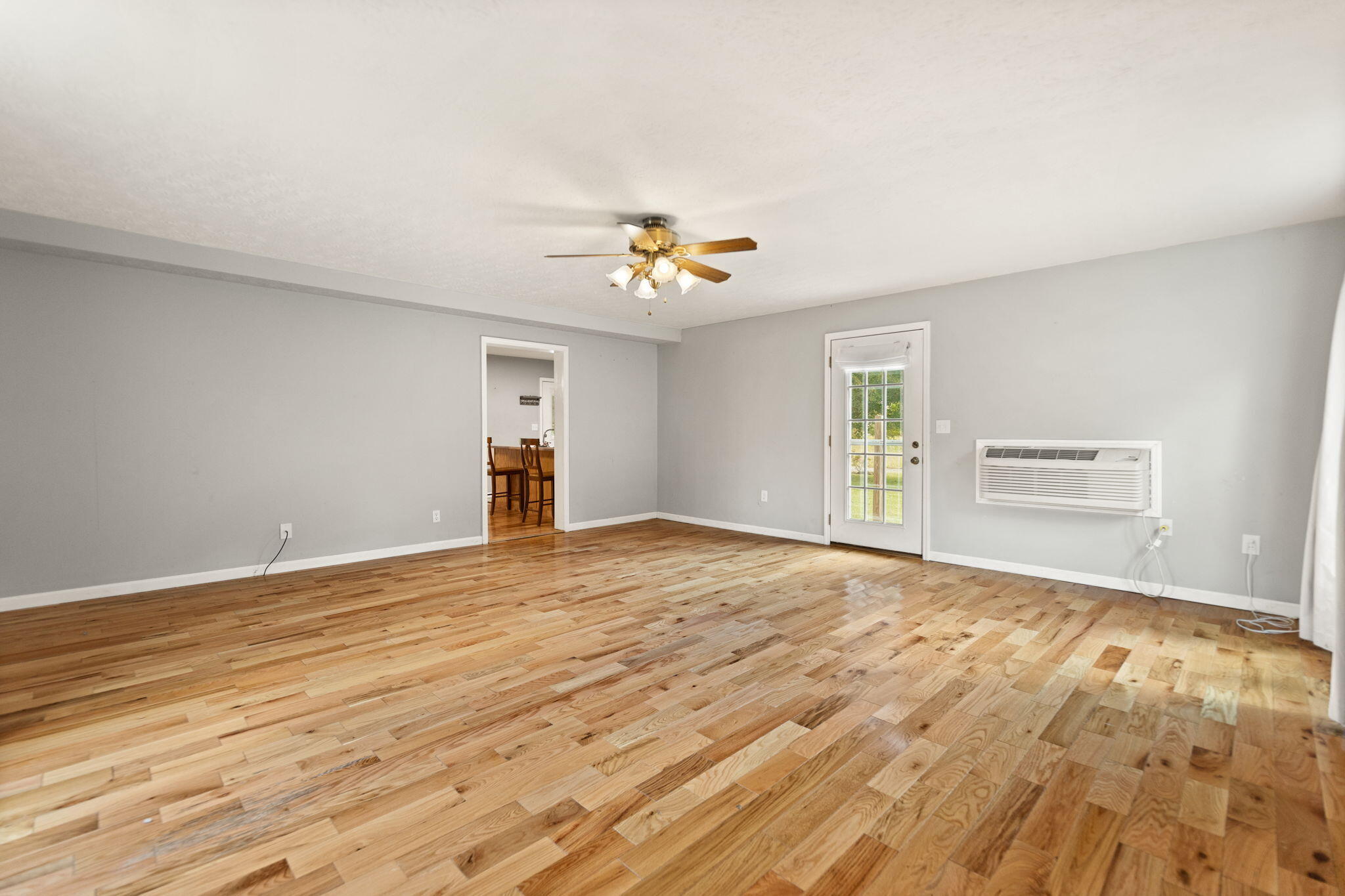 Oneida, Kentucky 40972, United States, 3 Bedrooms Bedrooms, ,2 BathroomsBathrooms,Residential,Active,220058