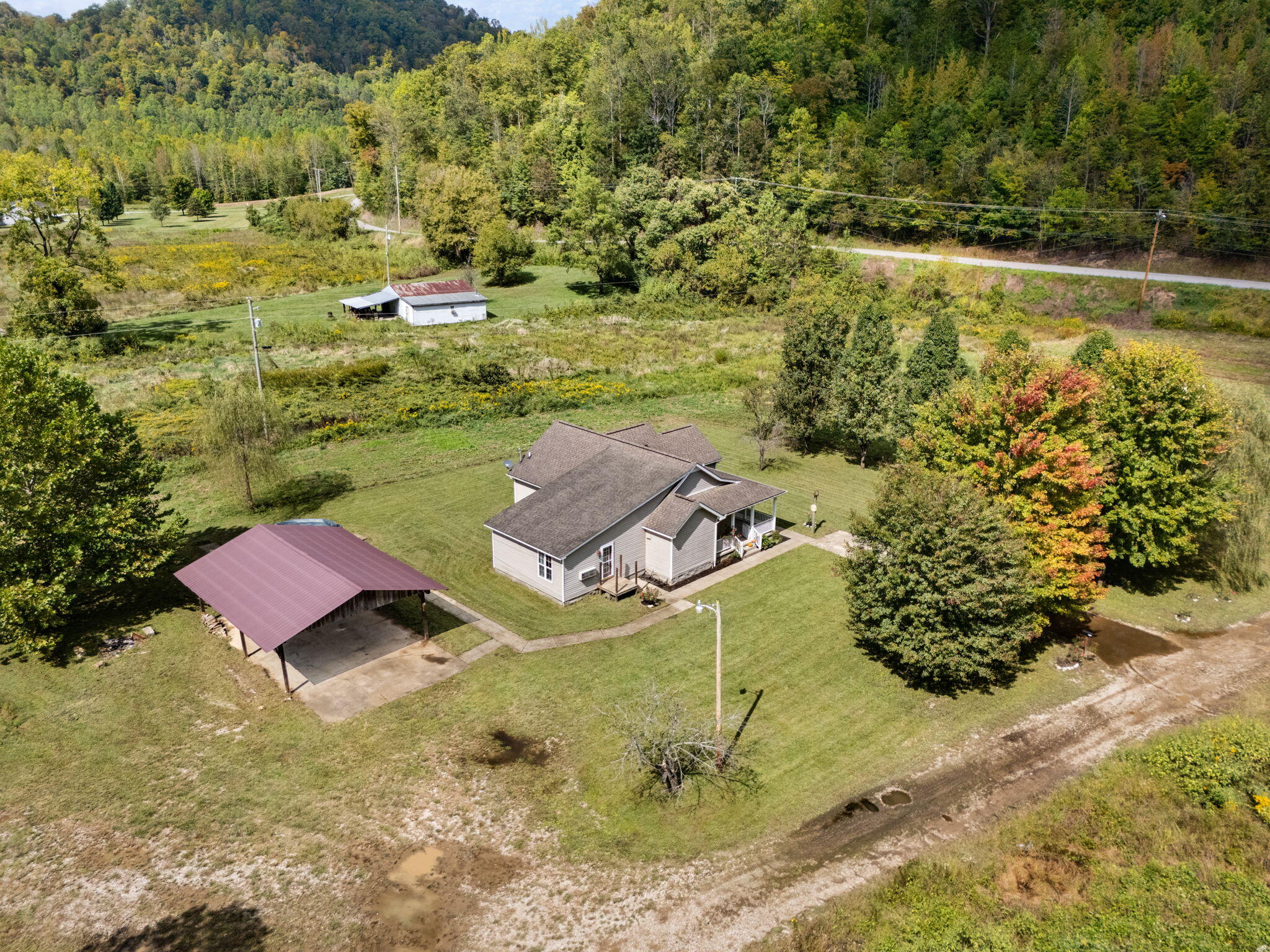 Oneida, Kentucky 40972, United States, 3 Bedrooms Bedrooms, ,2 BathroomsBathrooms,Residential,Active,220058