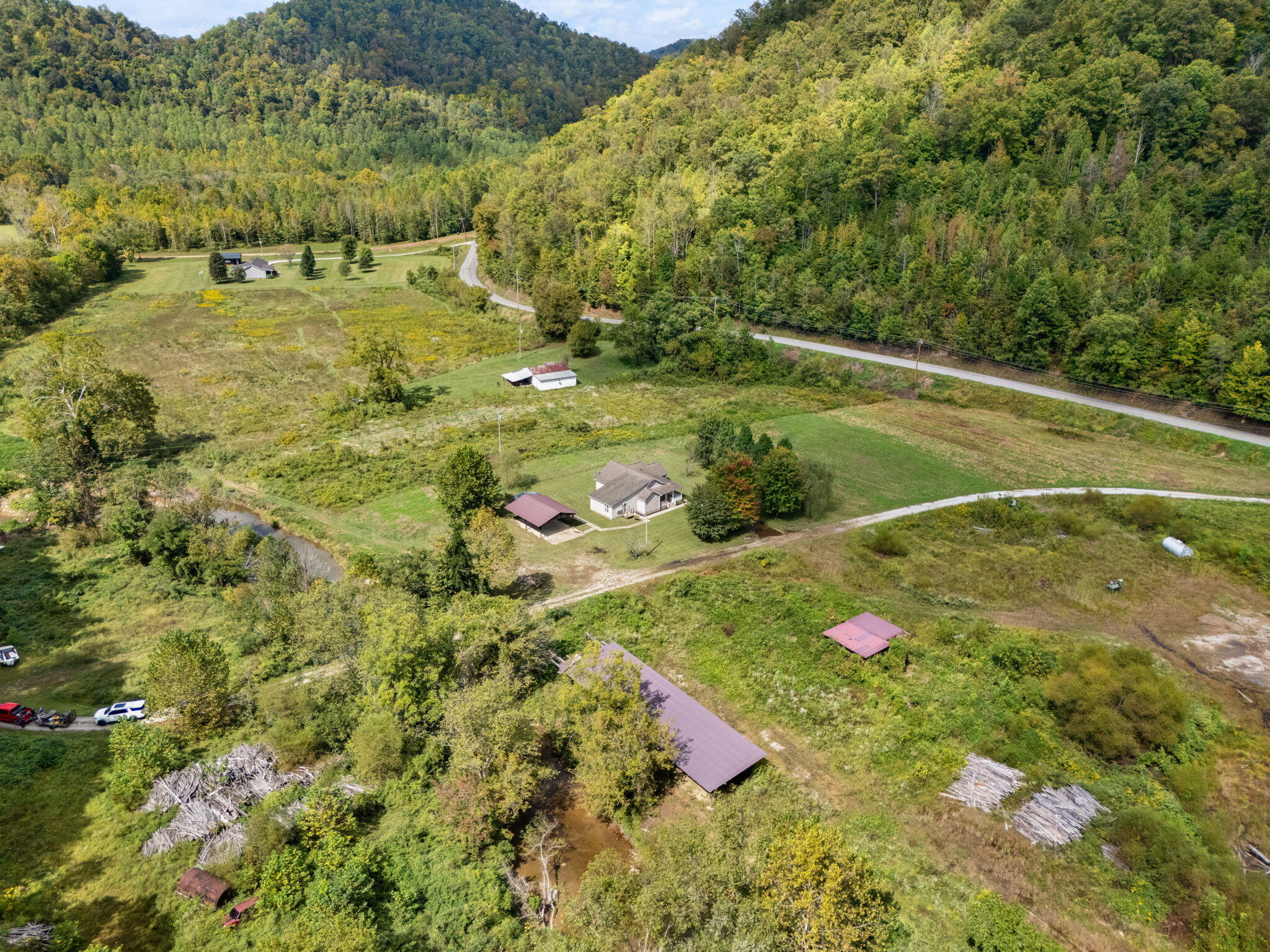 Oneida, Kentucky 40972, United States, 3 Bedrooms Bedrooms, ,2 BathroomsBathrooms,Residential,Active,220058