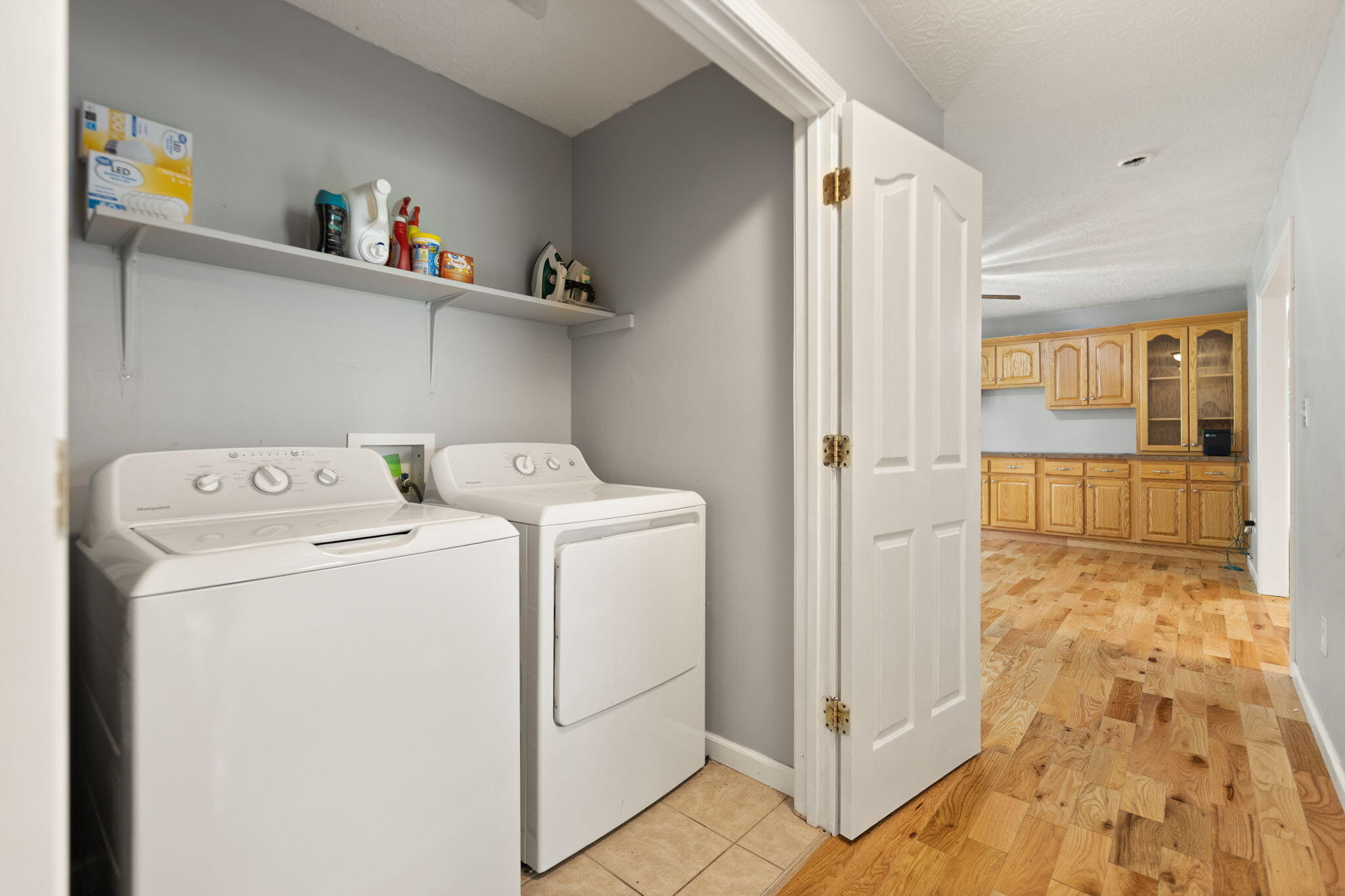 Oneida, Kentucky 40972, United States, 3 Bedrooms Bedrooms, ,2 BathroomsBathrooms,Residential,Active,220058