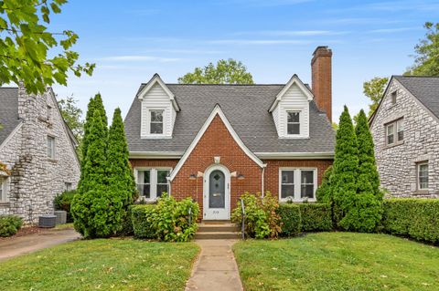 Photo of 513 Woodbine Drive, Lexington, KY 40503 (MLS # 25502264)
