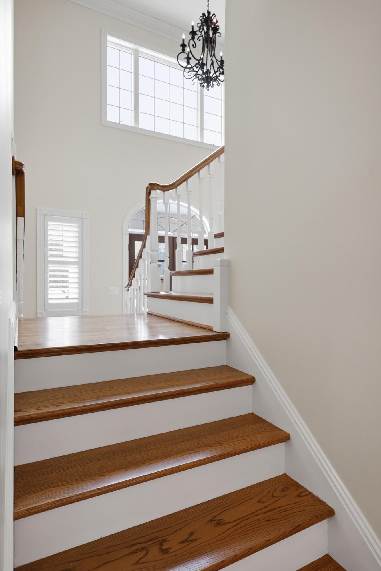 Danville, Kentucky, 40422, United States, 5 Bedrooms Bedrooms, ,5 BathroomsBathrooms,Residential,Active,2016105