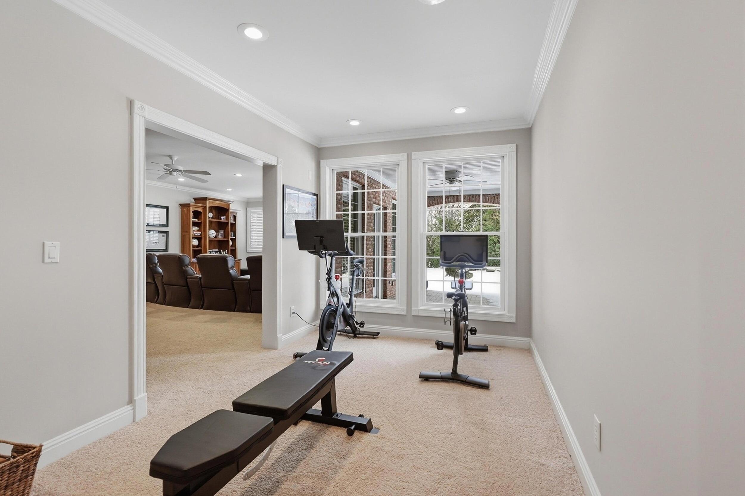 Danville, Kentucky, 40422, United States, 5 Bedrooms Bedrooms, ,5 BathroomsBathrooms,Residential,Active,2016105