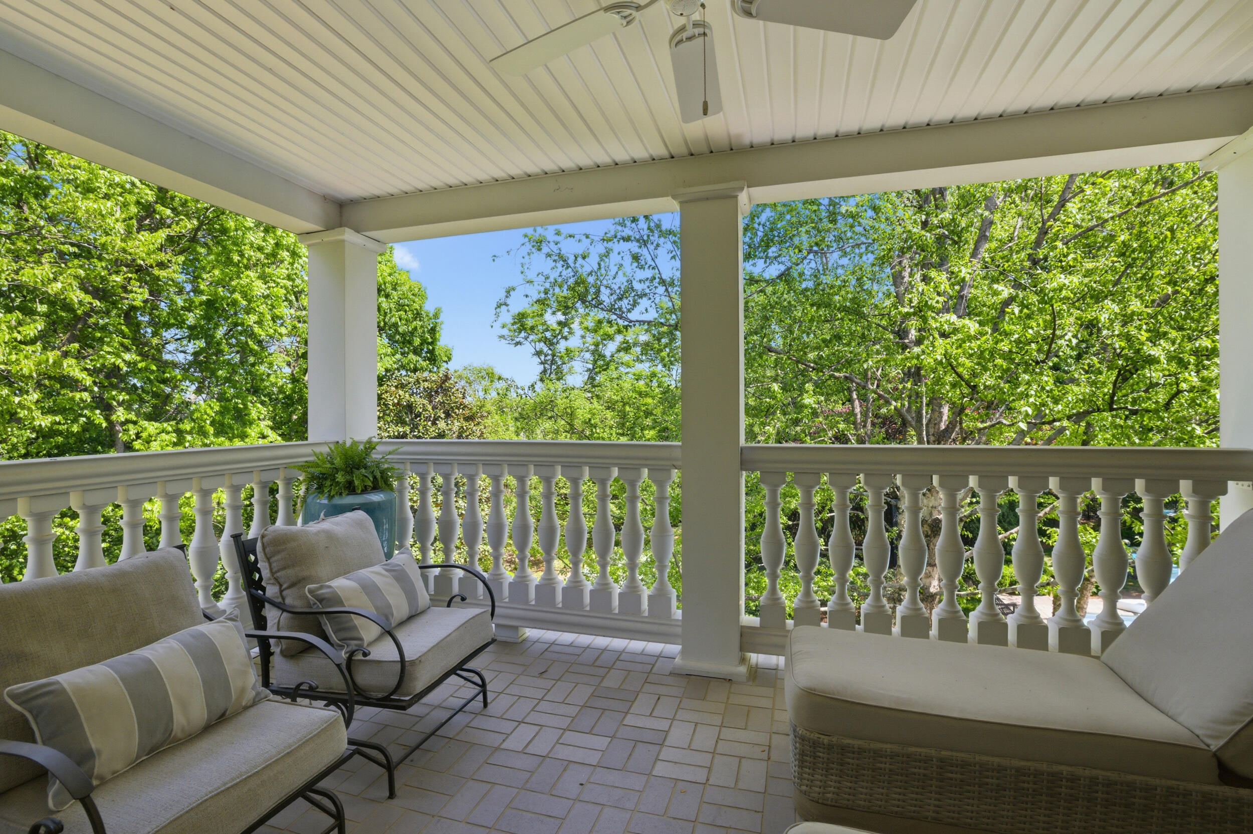 Danville, Kentucky, 40422, United States, 5 Bedrooms Bedrooms, ,5 BathroomsBathrooms,Residential,Active,2016105