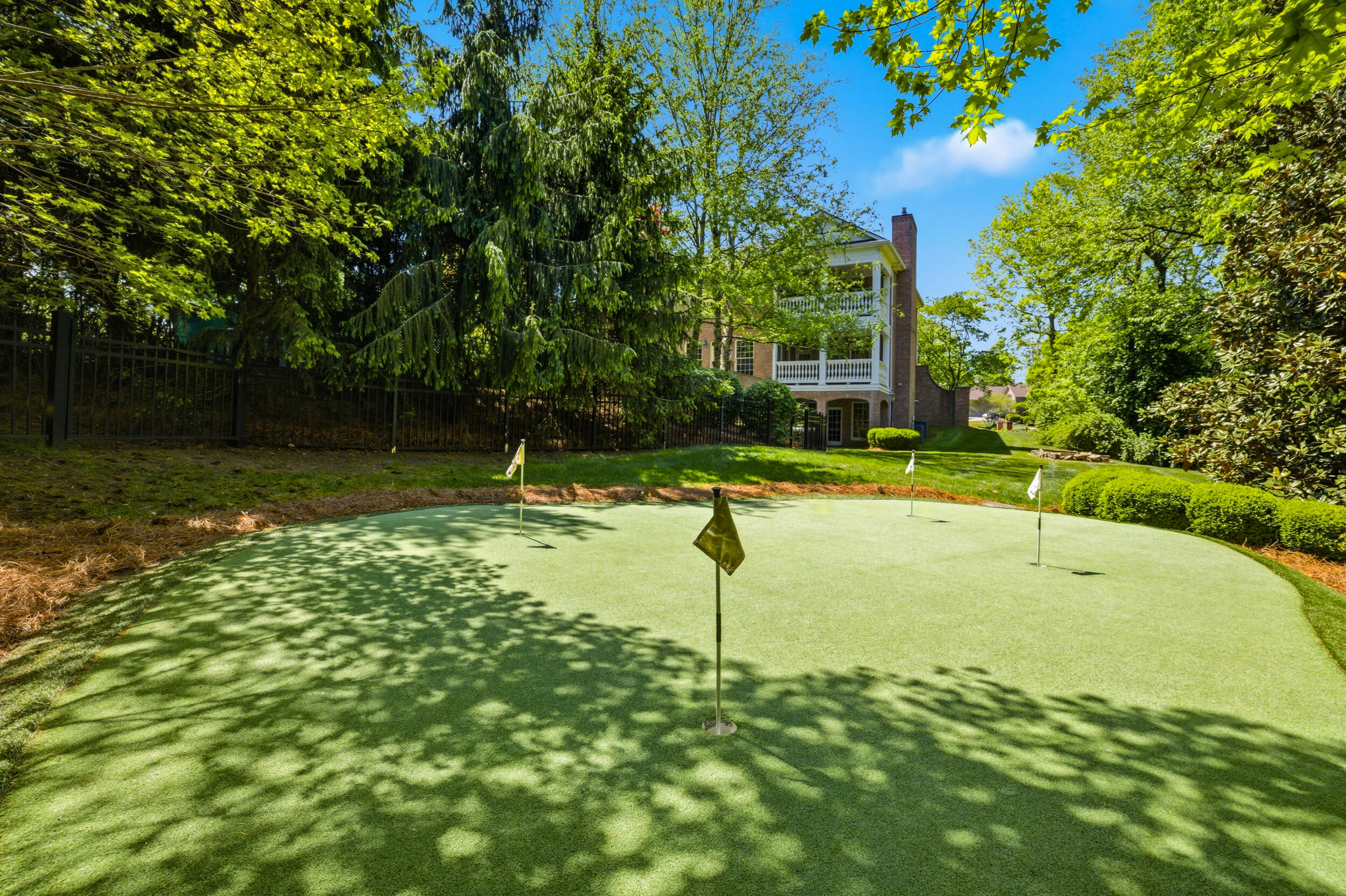 Danville, Kentucky, 40422, United States, 5 Bedrooms Bedrooms, ,5 BathroomsBathrooms,Residential,Active,2016105