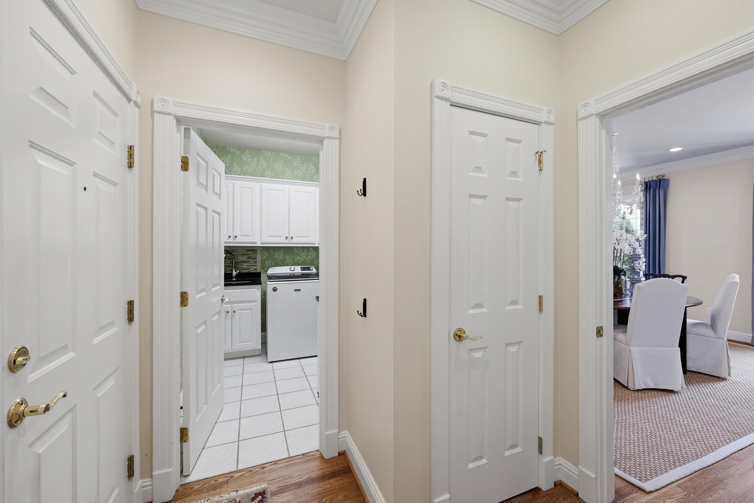 Danville, Kentucky, 40422, United States, 5 Bedrooms Bedrooms, ,5 BathroomsBathrooms,Residential,Active,2016105