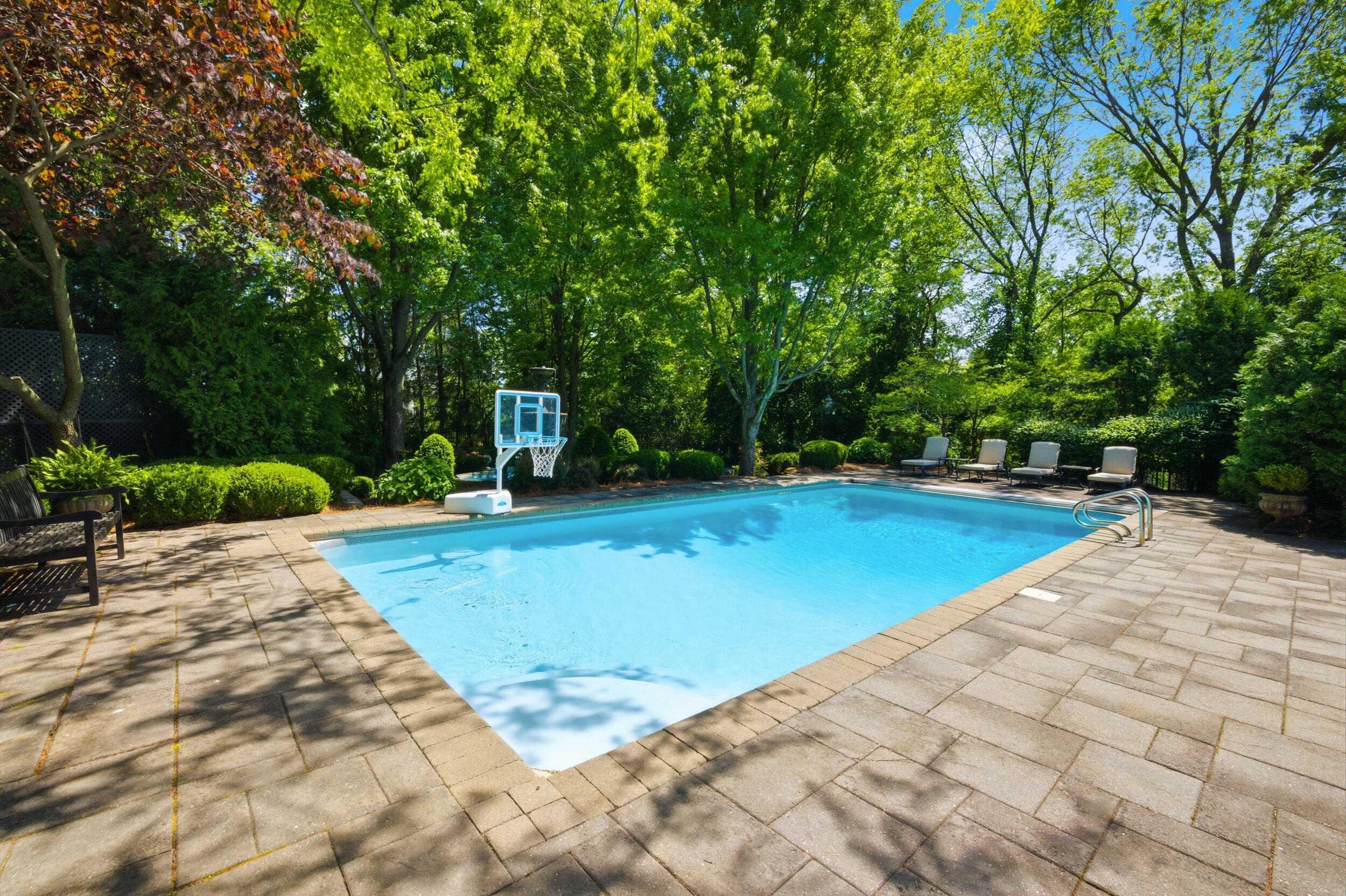 Danville, Kentucky, 40422, United States, 5 Bedrooms Bedrooms, ,5 BathroomsBathrooms,Residential,Active,2016105