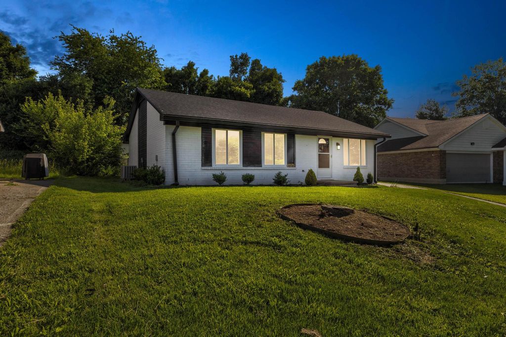 Photo of 1656 Brentmoor Drive, Lexington, KY 40515 (MLS # 26012921)