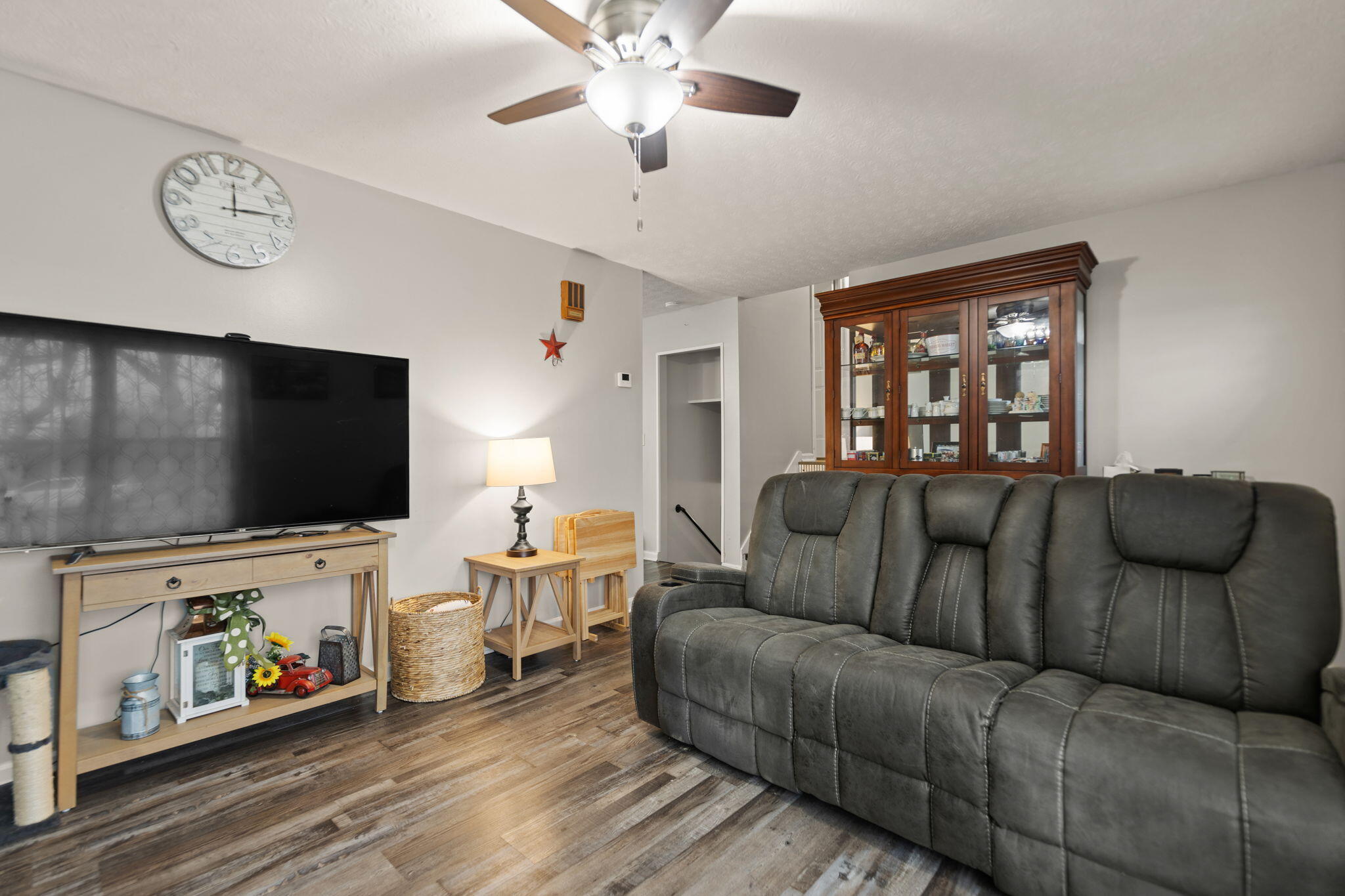 Stanton, Kentucky 40380, United States, 3 Bedrooms Bedrooms, ,2 BathroomsBathrooms,Residential,Active,5615