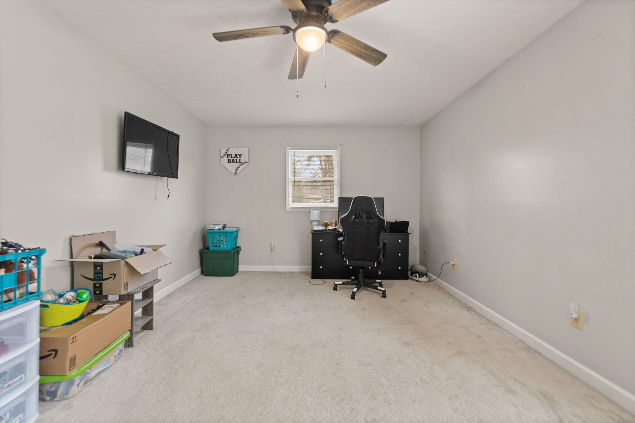 Stanton, Kentucky 40380, United States, 3 Bedrooms Bedrooms, ,2 BathroomsBathrooms,Residential,Active,5615