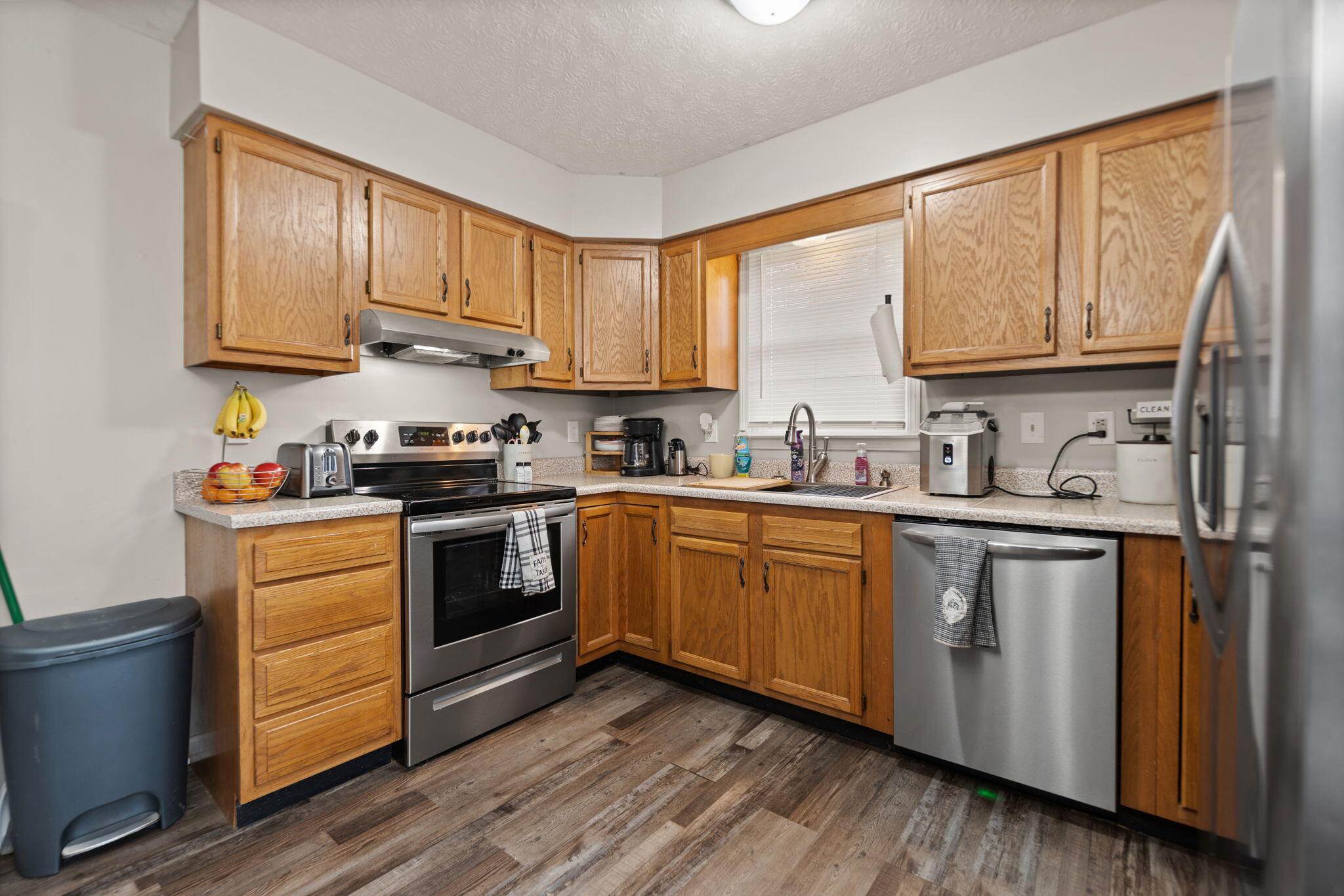 Stanton, Kentucky 40380, United States, 3 Bedrooms Bedrooms, ,2 BathroomsBathrooms,Residential,Active,5615