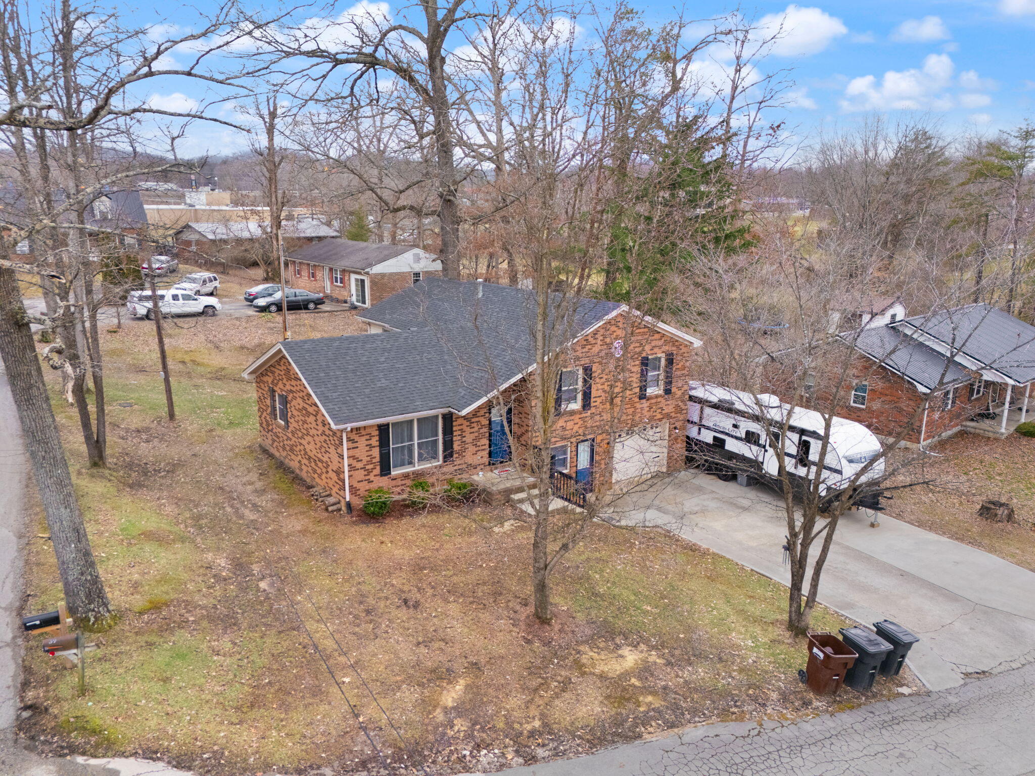 Stanton, Kentucky 40380, United States, 3 Bedrooms Bedrooms, ,2 BathroomsBathrooms,Residential,Active,5615